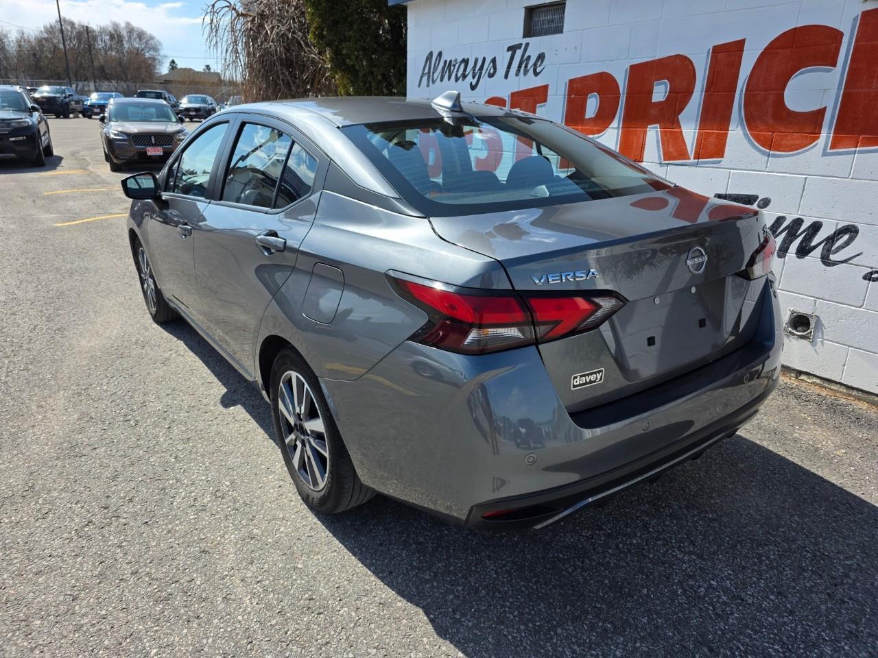 2024 Nissan Versa SV 4dr Sedan Photo