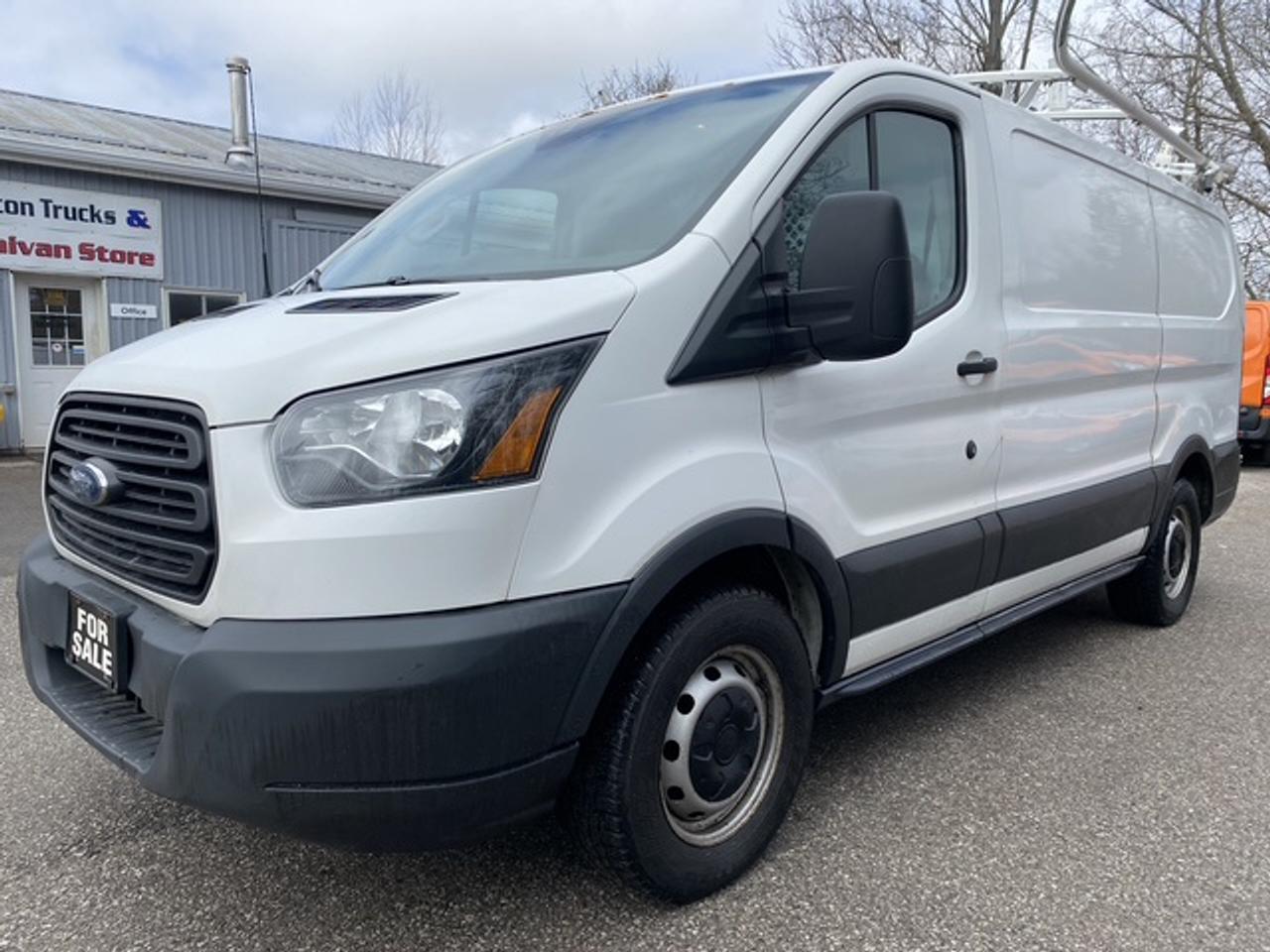 2017 Ford Transit CARGO VAN T-150 130" LOW RF Photo0
