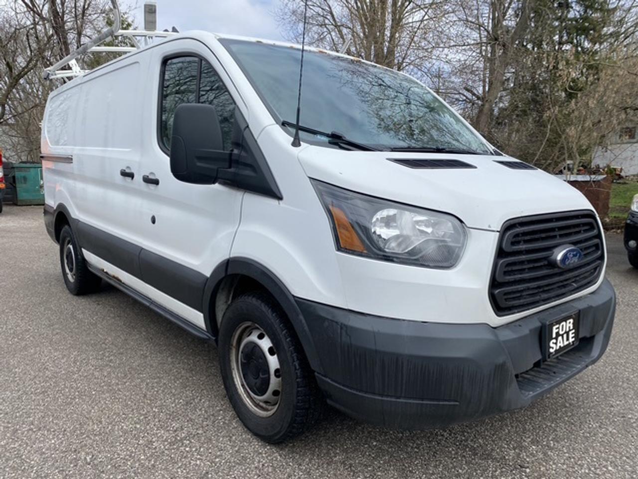 2017 Ford Transit CARGO VAN T-150 130" LOW RF Photo2