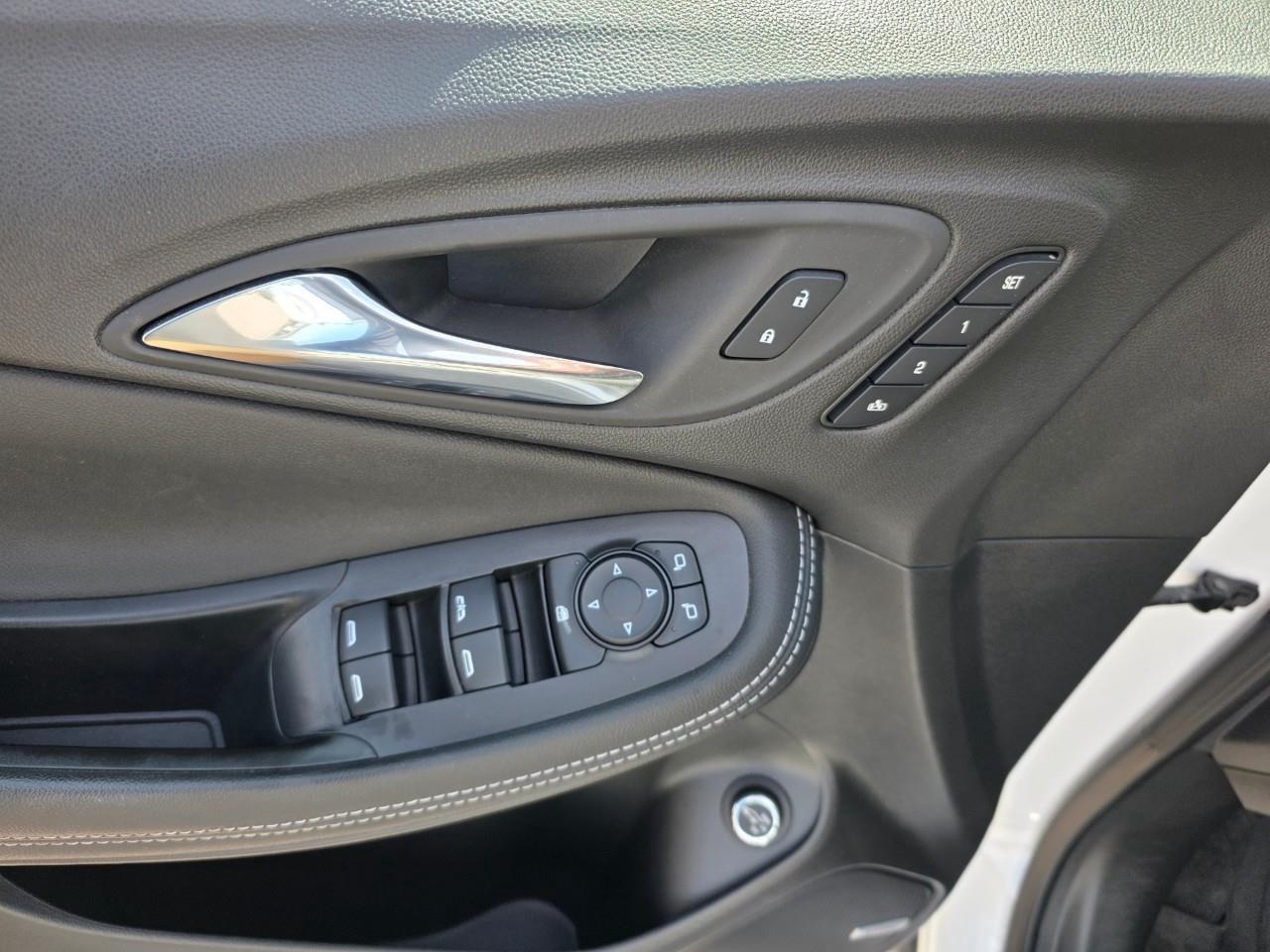2024 Buick Encore GX Avenir 4dr All-Wheel Drive Photo