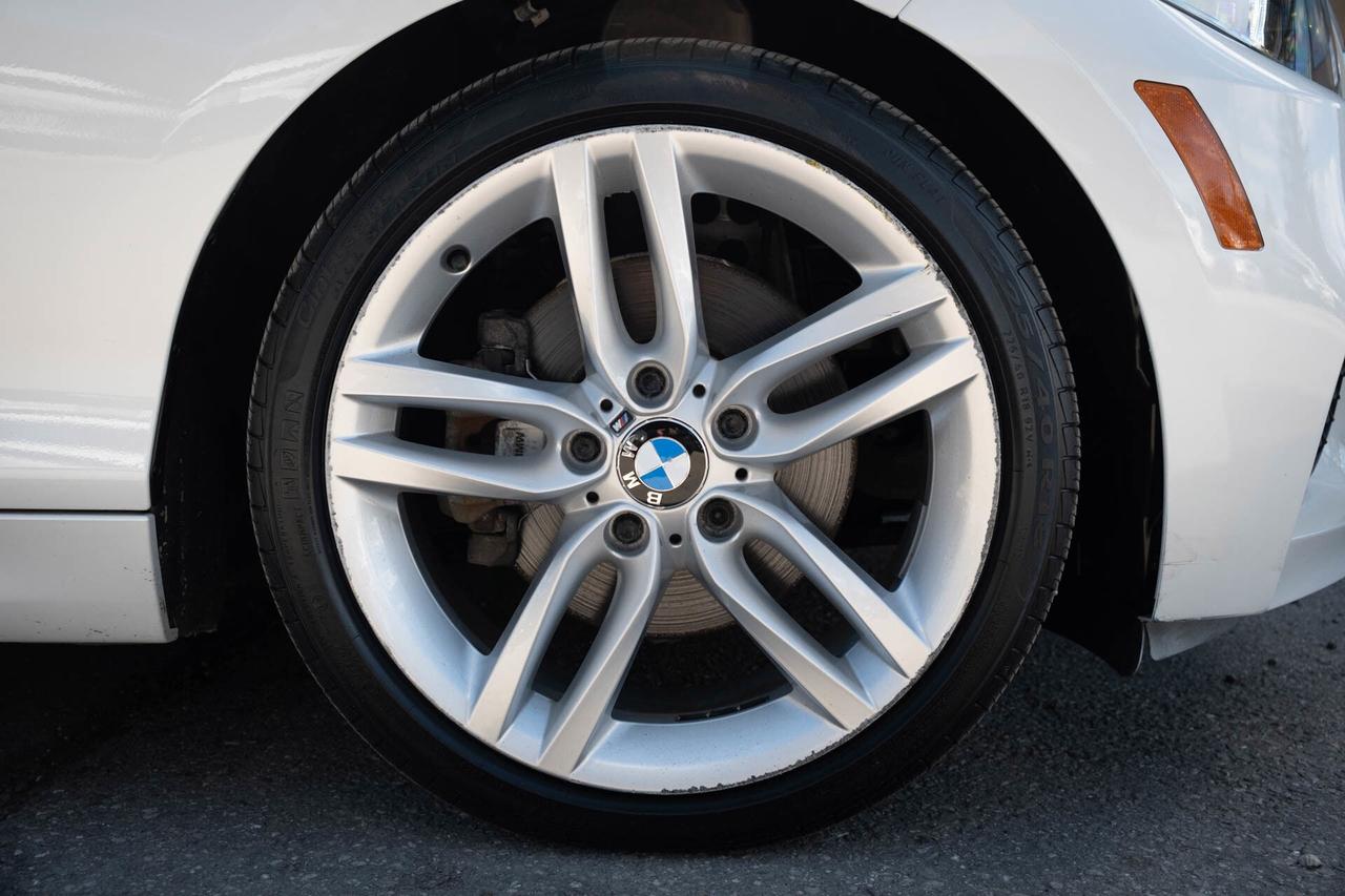 2016 BMW 2-Series 228i xDrive SULEV Coupe M Sport Photo