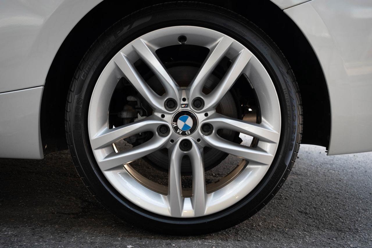 2016 BMW 2-Series 228i xDrive SULEV Coupe M Sport Photo