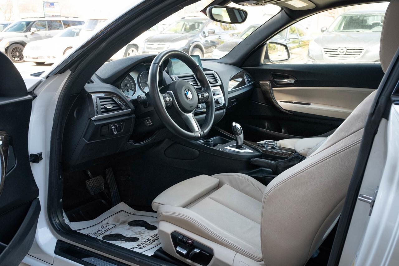 2016 BMW 2-Series 228i xDrive SULEV Coupe M Sport Photo