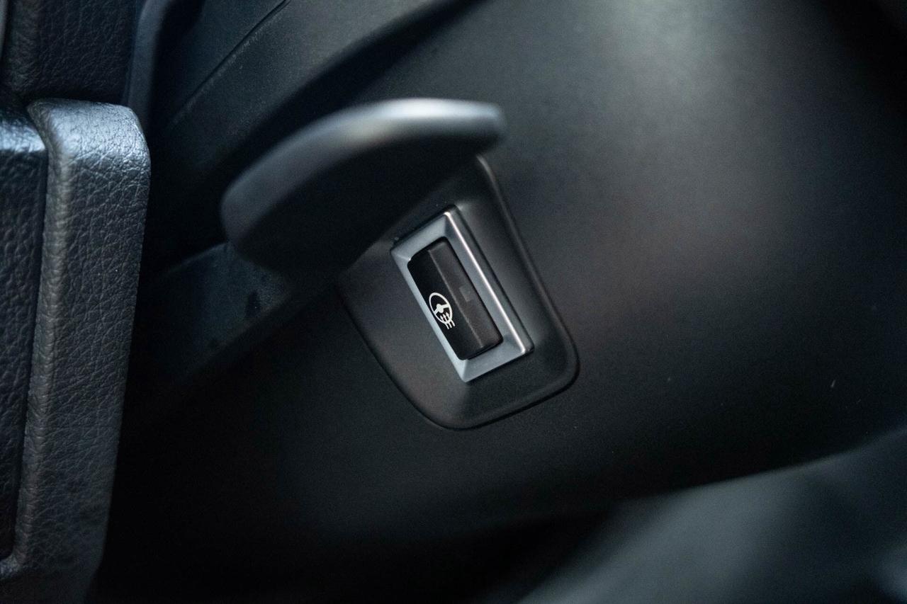 2016 BMW 2-Series 228i xDrive SULEV Coupe M Sport Photo