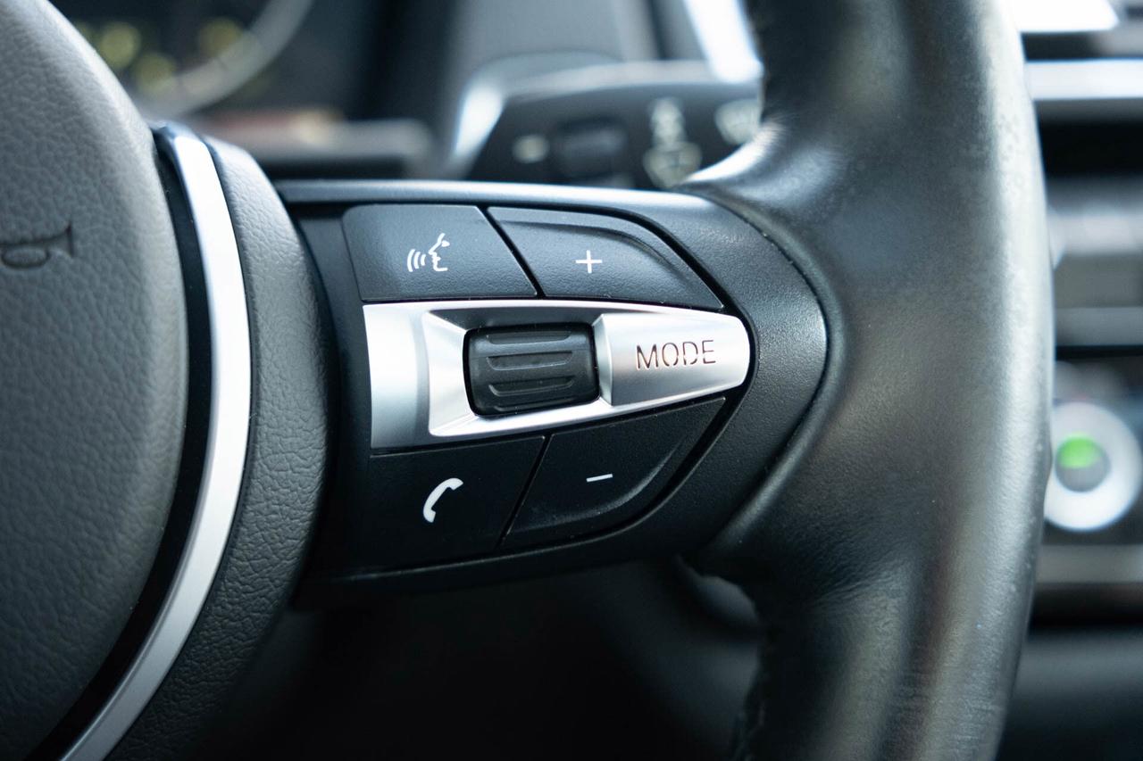 2016 BMW 2-Series 228i xDrive SULEV Coupe M Sport Photo