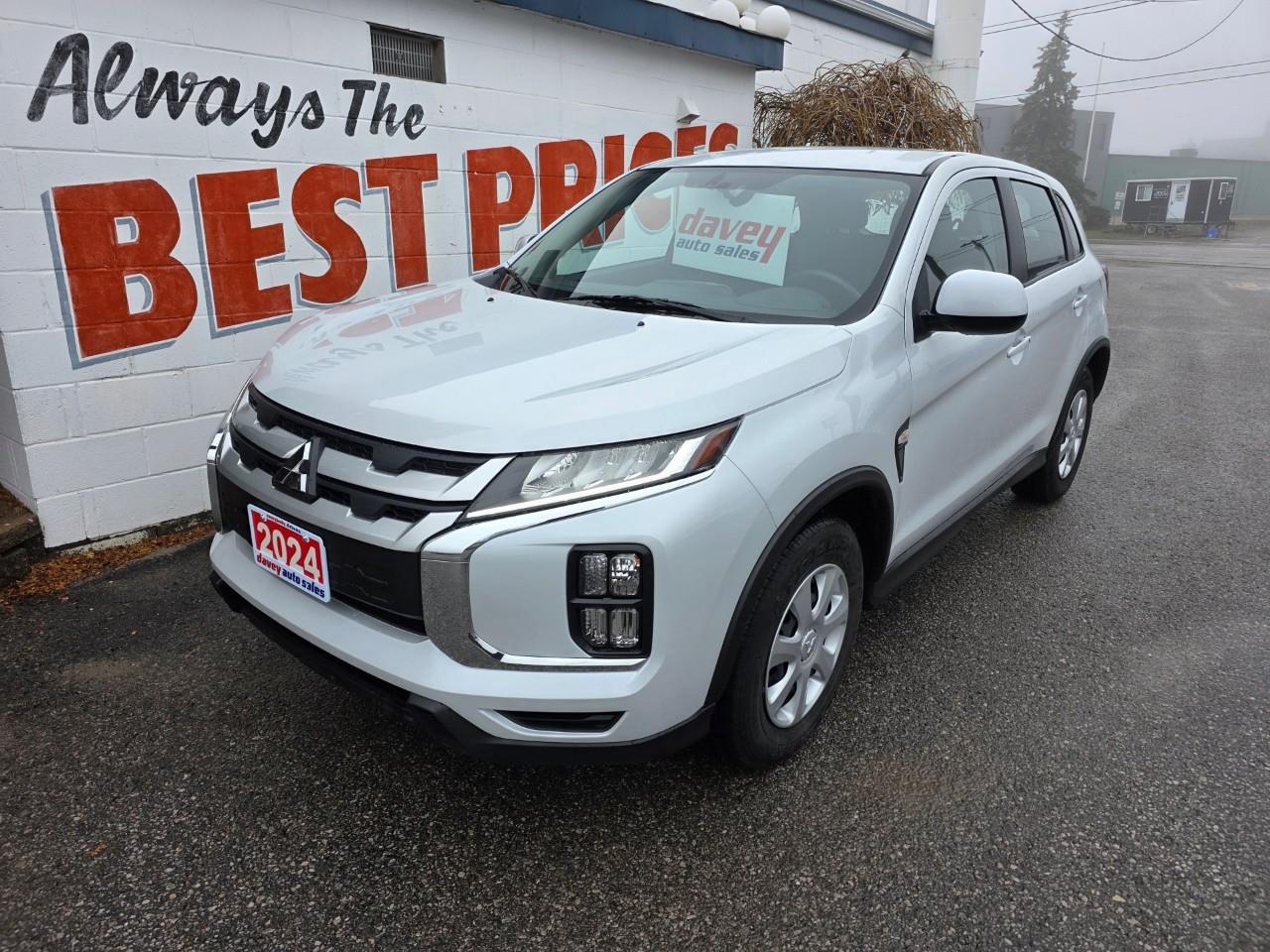 2024 Mitsubishi RVR ES 4dr AWC Photo
