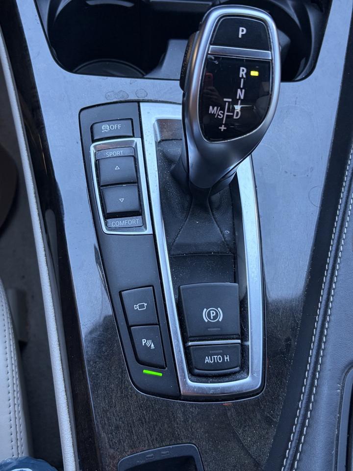 2012 BMW 6 Series 650i Photo