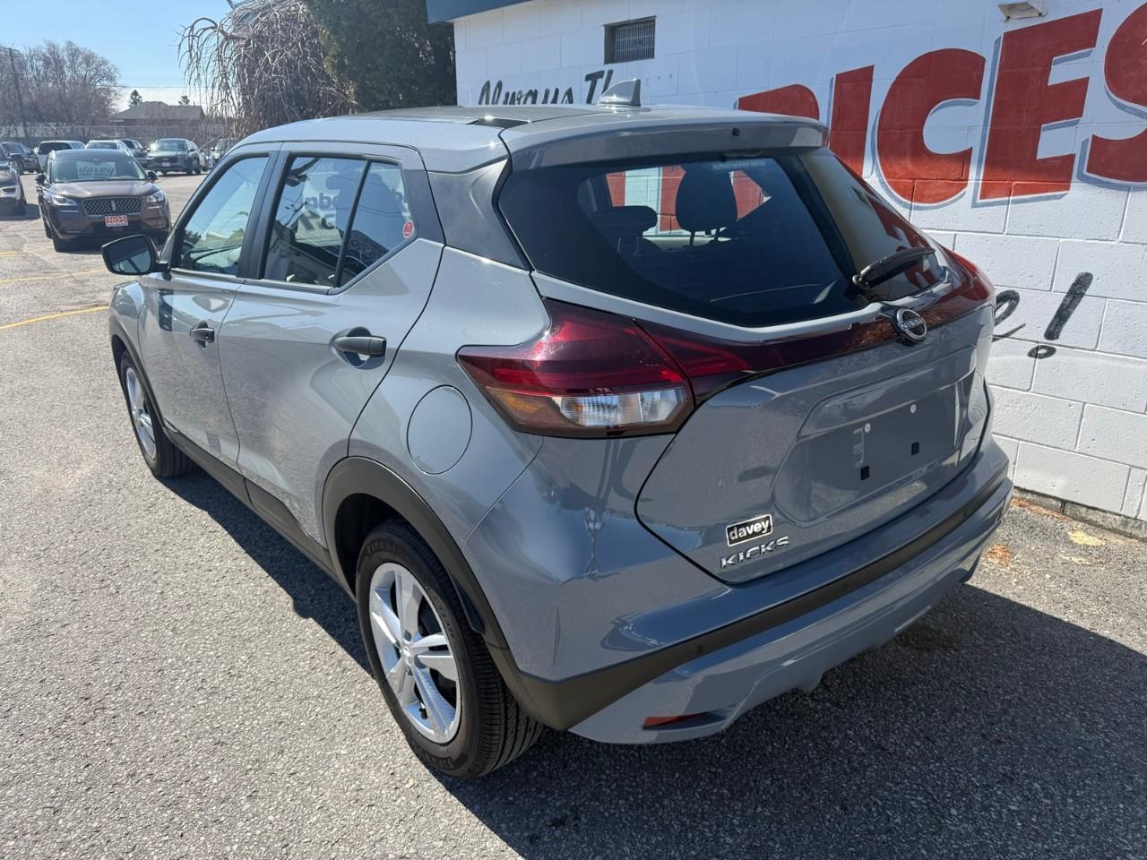2024 Nissan Kicks S 4dr Front-Wheel Drive Photo