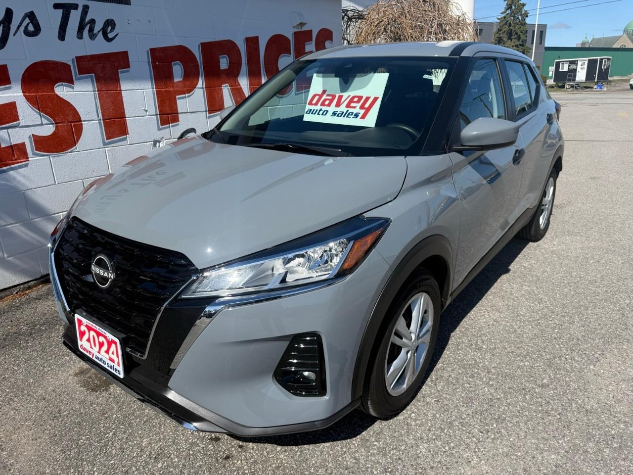 2024 Nissan Kicks S 4dr Front-Wheel Drive Photo0