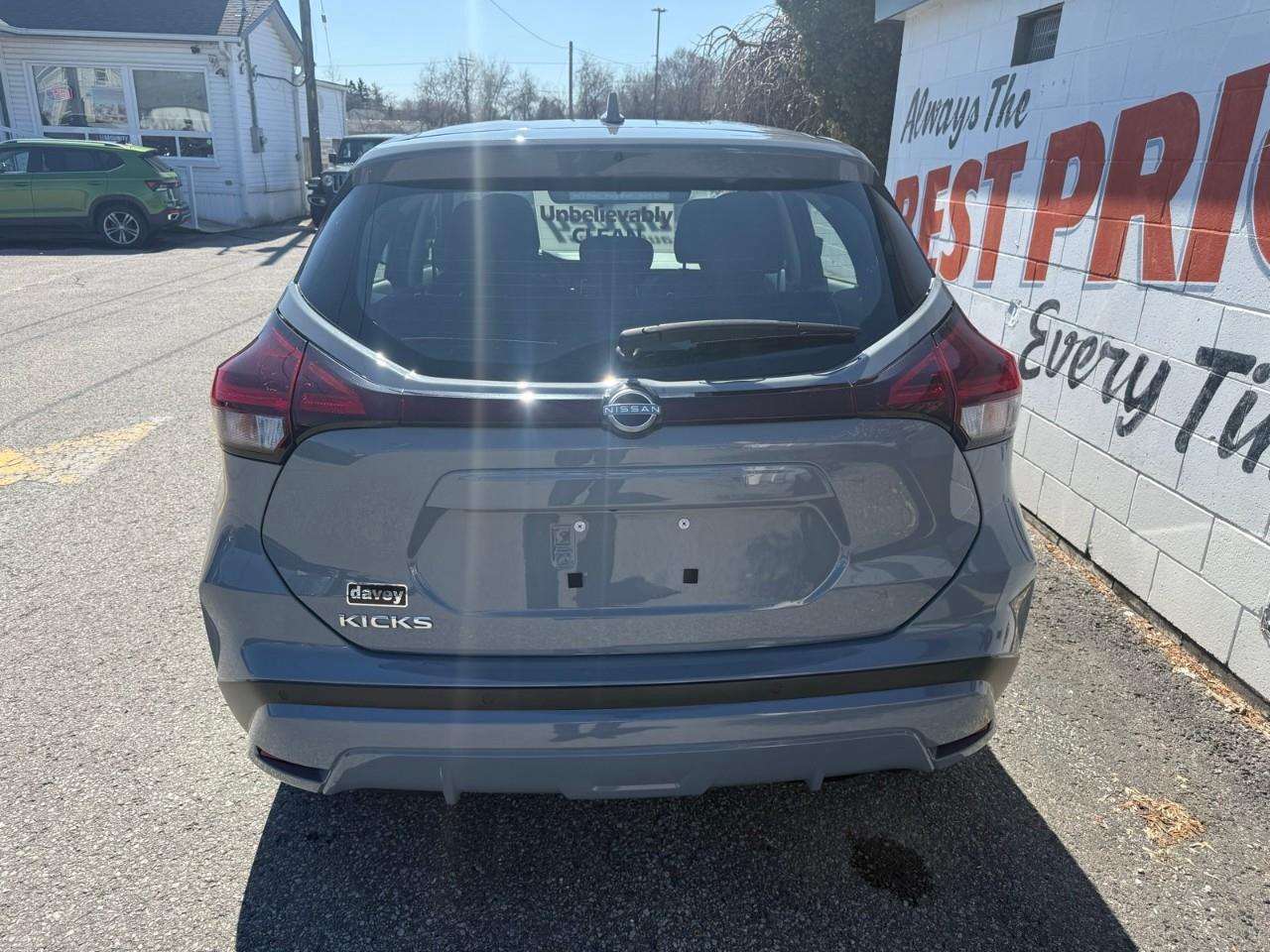 2024 Nissan Kicks S 4dr Front-Wheel Drive Photo