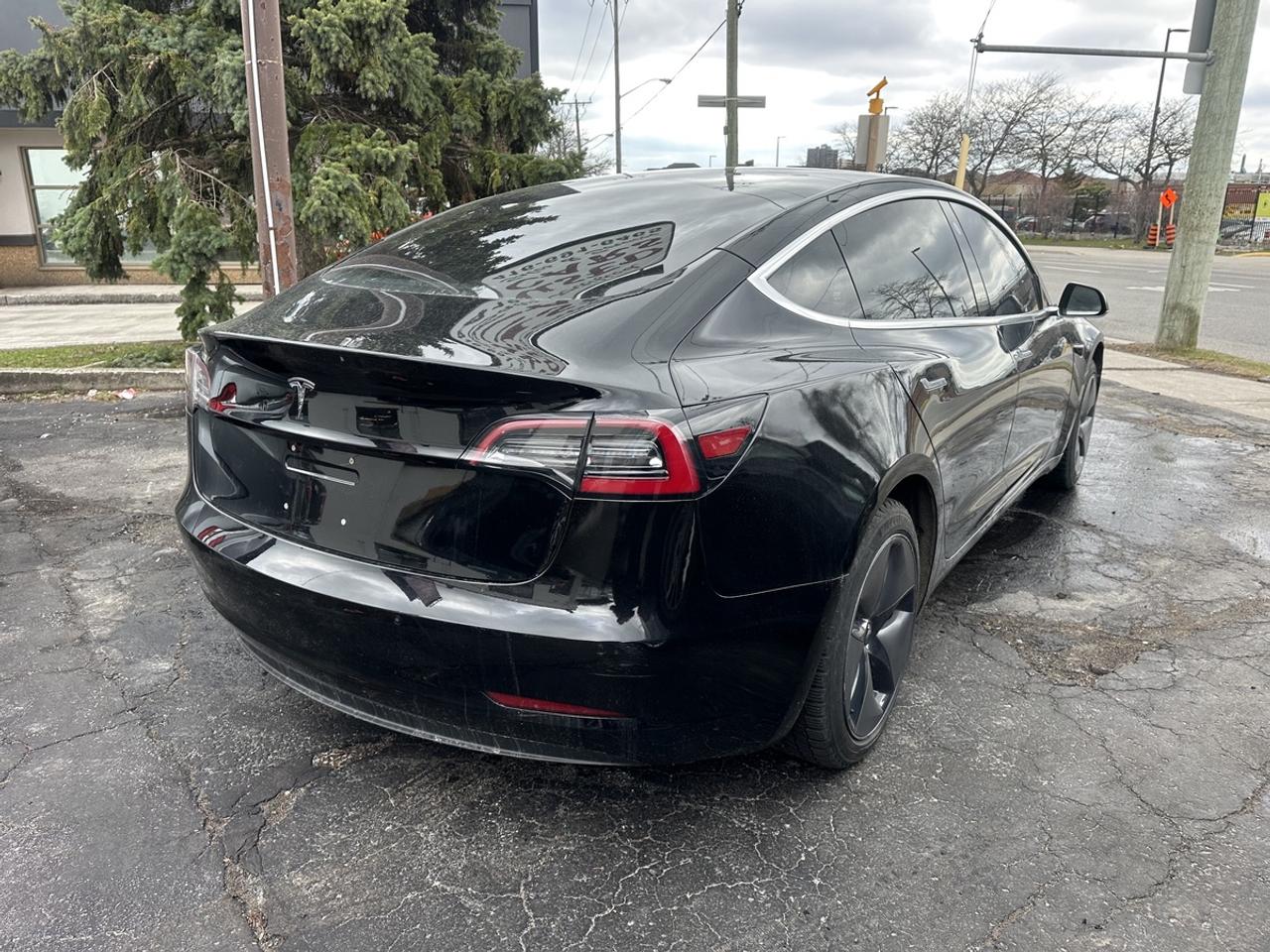 2018 Tesla Model 3 Base Photo