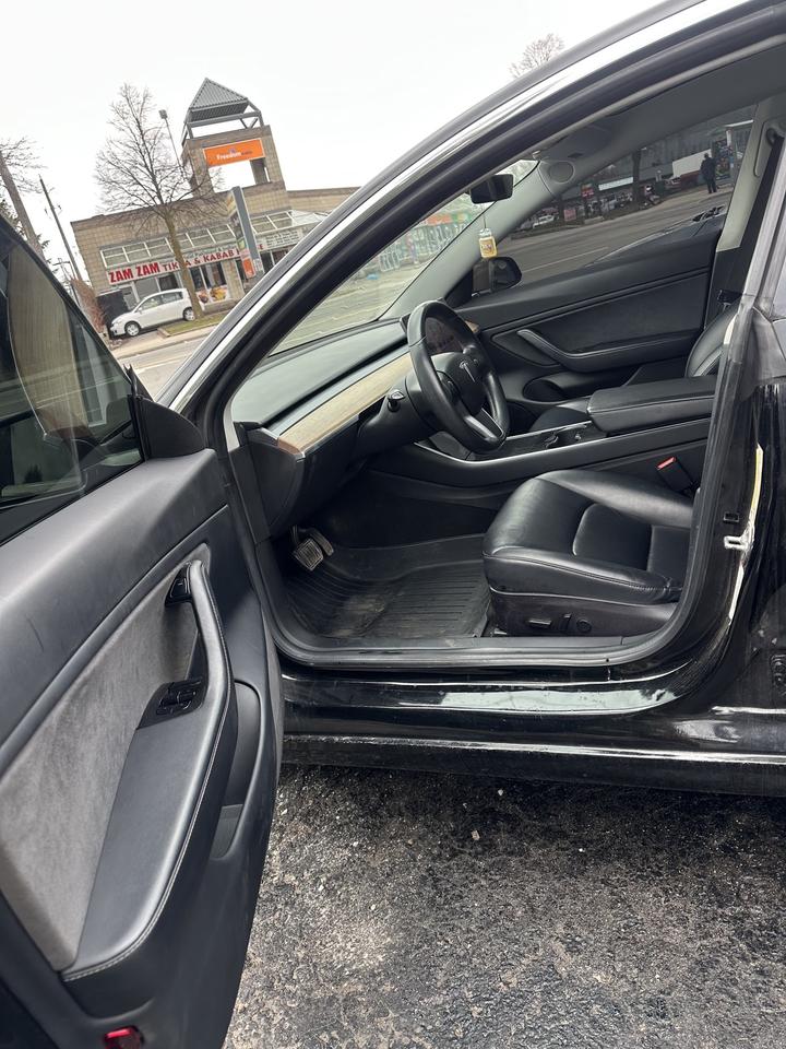 2018 Tesla Model 3 Base Photo