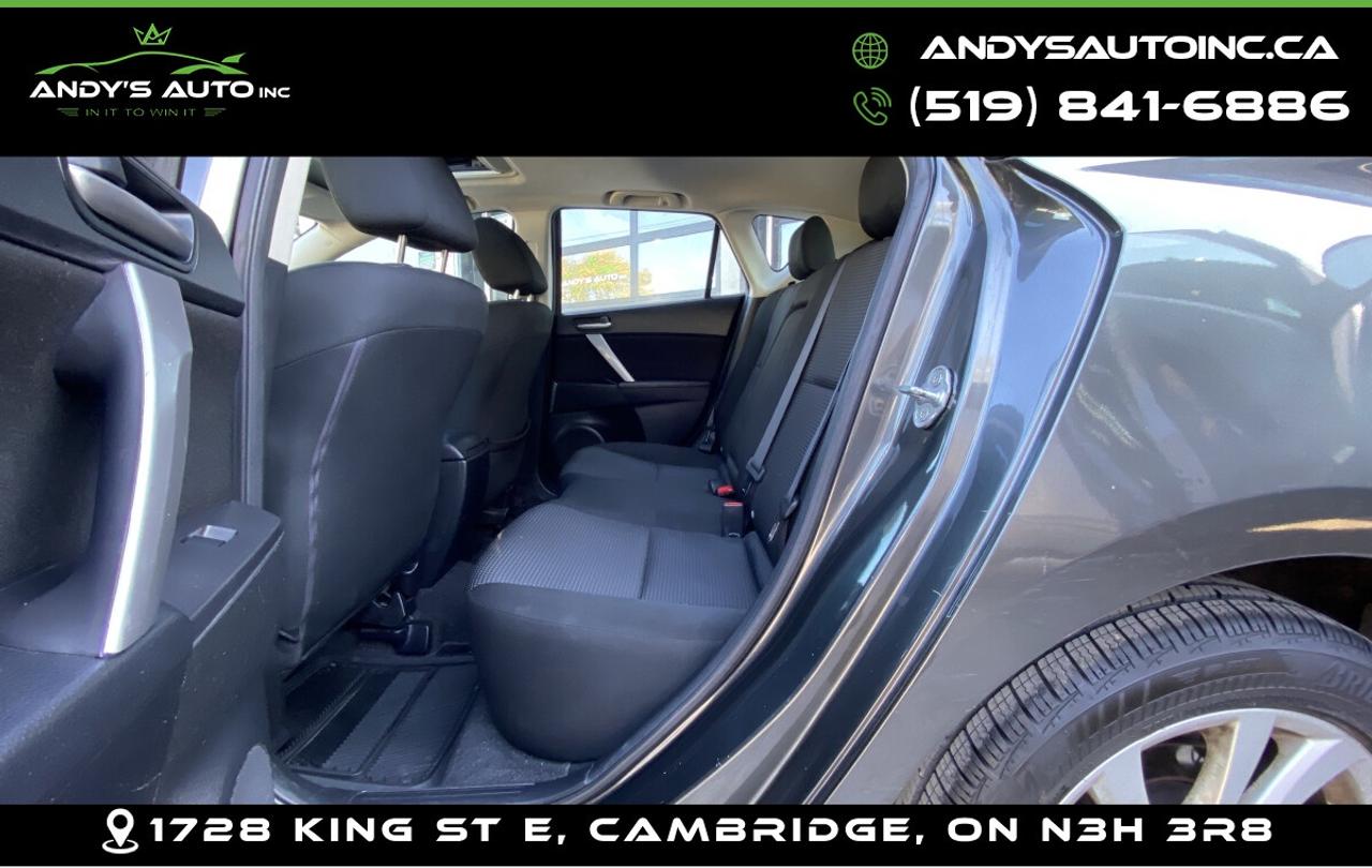 2012 Mazda MAZDA3 GS-SKY HATCH /SUNROOF/NO ACCIDENTS Photo