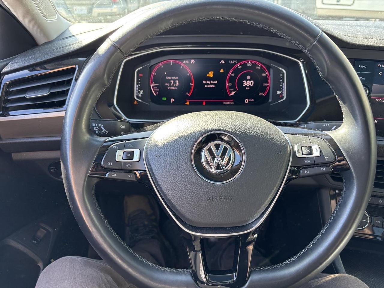 2019 Volkswagen Jetta 1.4 TSI Execline (A8) 4dr Sedan Photo