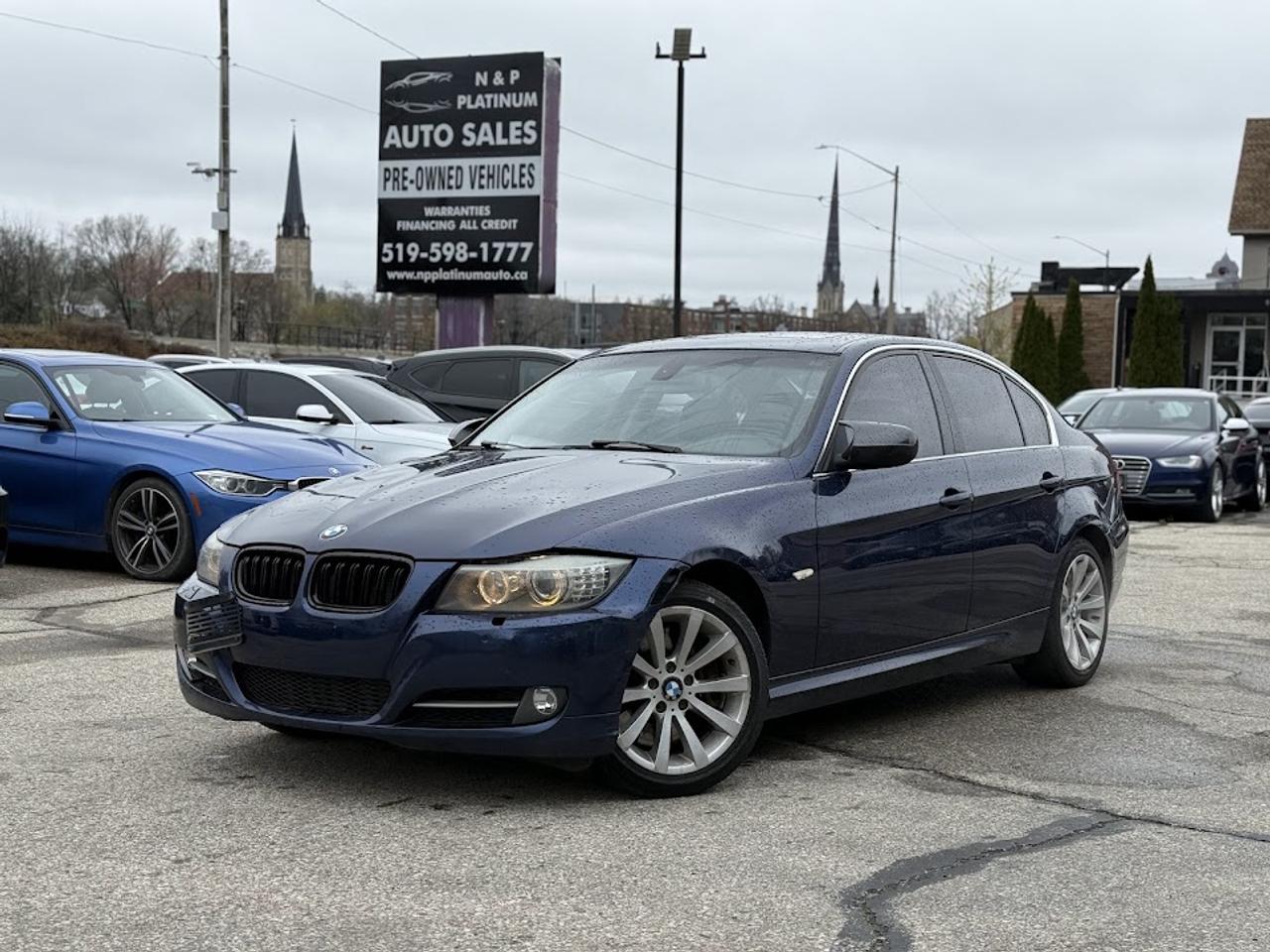 2011 BMW 3-Series 335i xDrive Photo