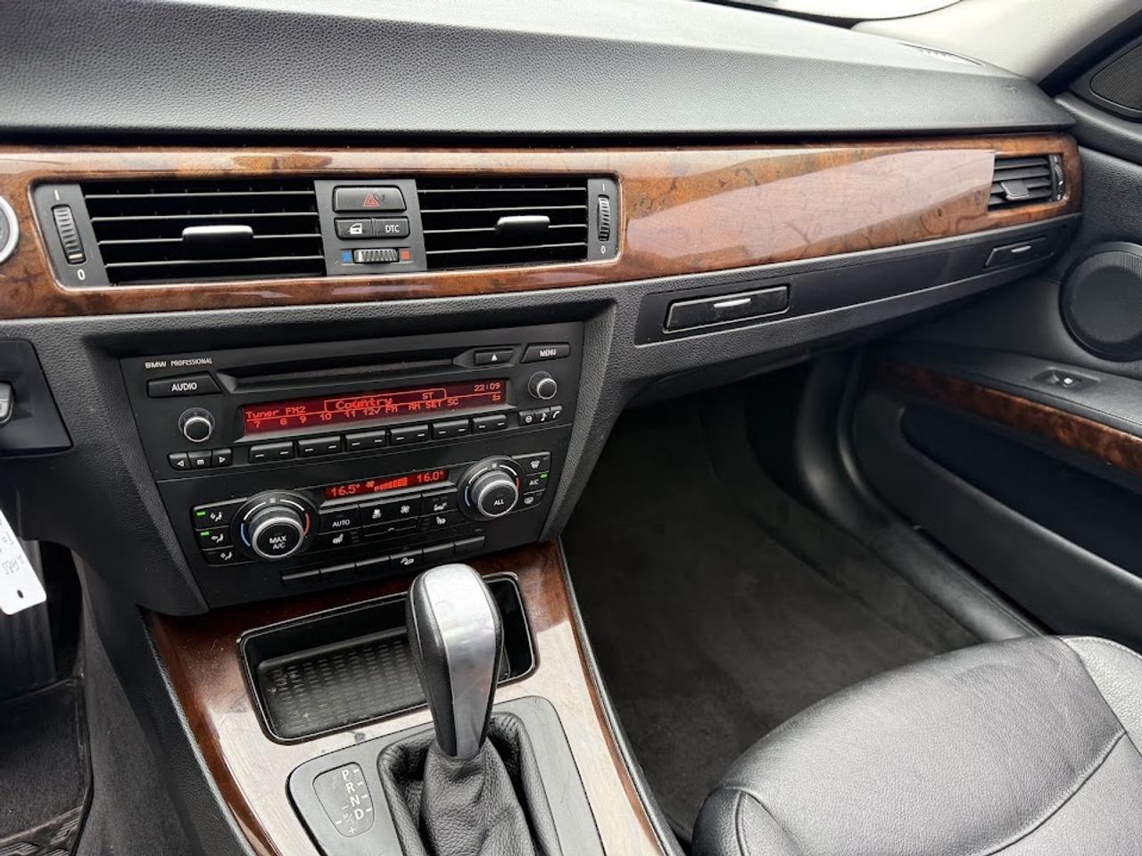 2011 BMW 3-Series 335i xDrive Photo