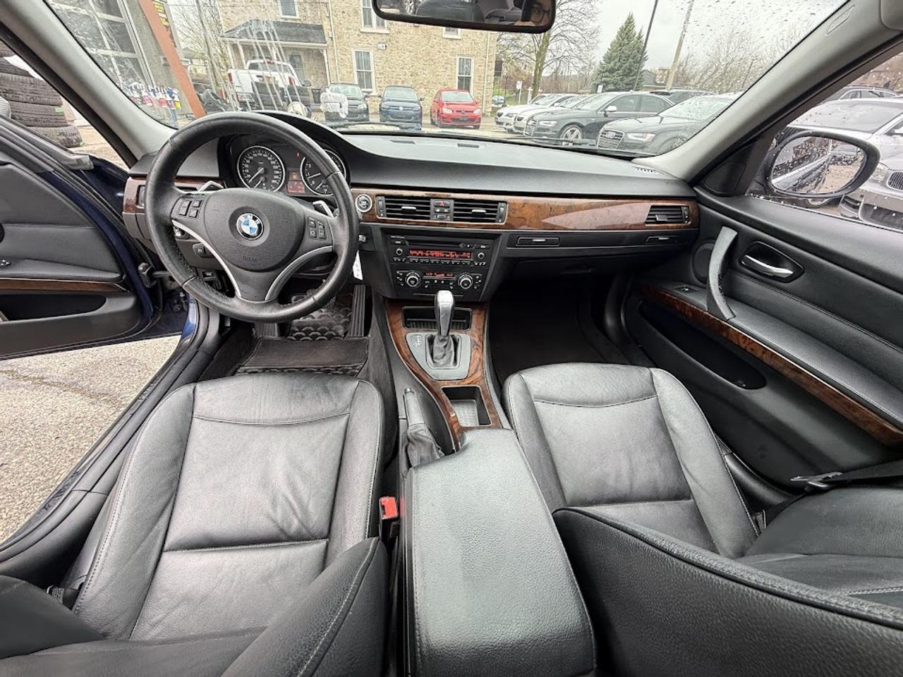 2011 BMW 3-Series 335i xDrive Photo