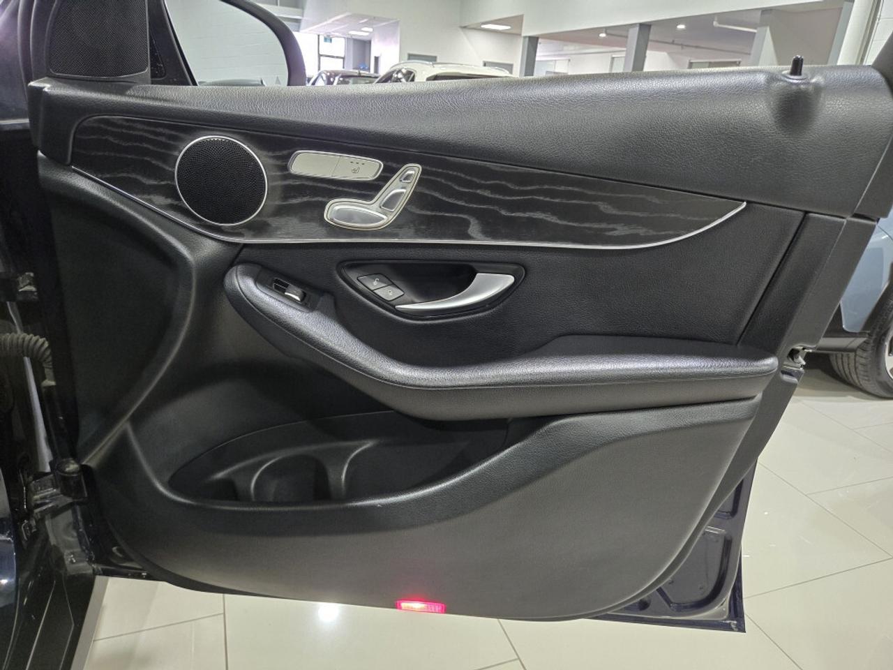 2019 Mercedes-Benz GLC300 GLC 300 4MATIC NAVIGATION BACKUP CAMERA PANO ROOF Photo