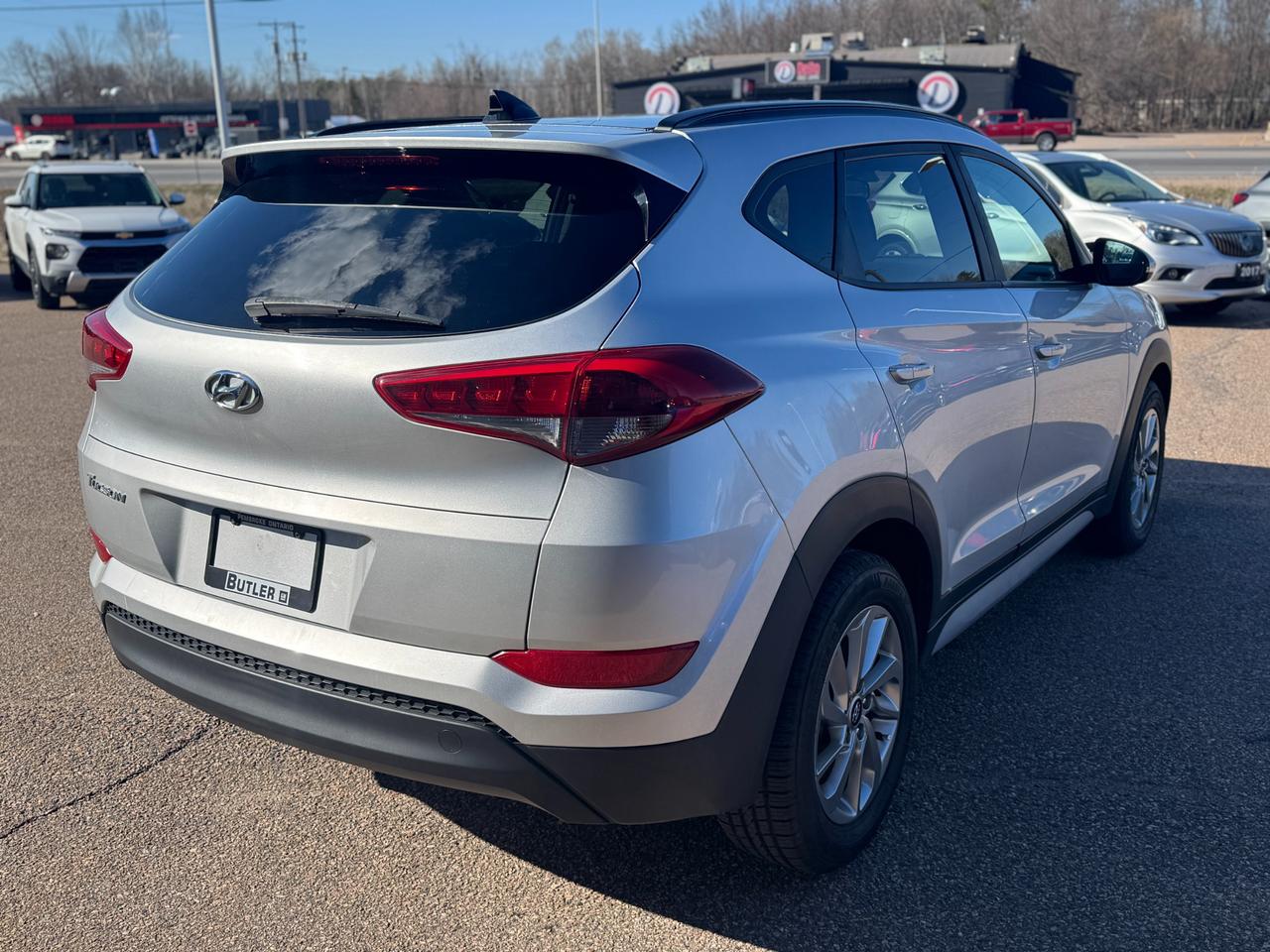 2018 Hyundai Tucson Premium 2.0L 4dr Front-Wheel Drive Photo