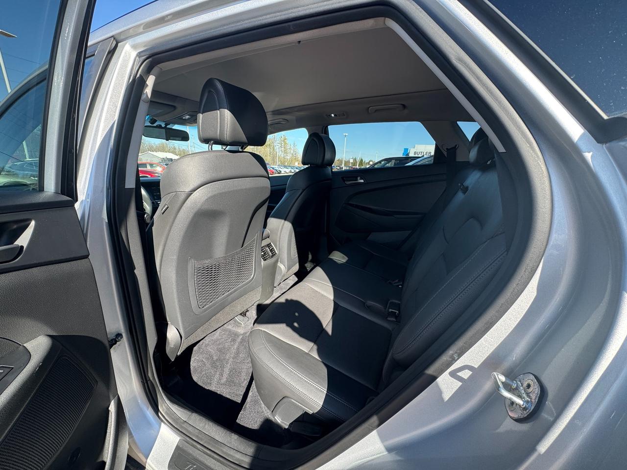 2018 Hyundai Tucson Premium 2.0L 4dr Front-Wheel Drive Photo