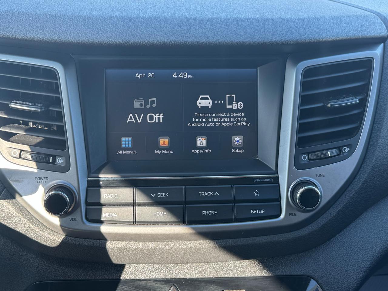 2018 Hyundai Tucson Premium 2.0L 4dr Front-Wheel Drive Photo