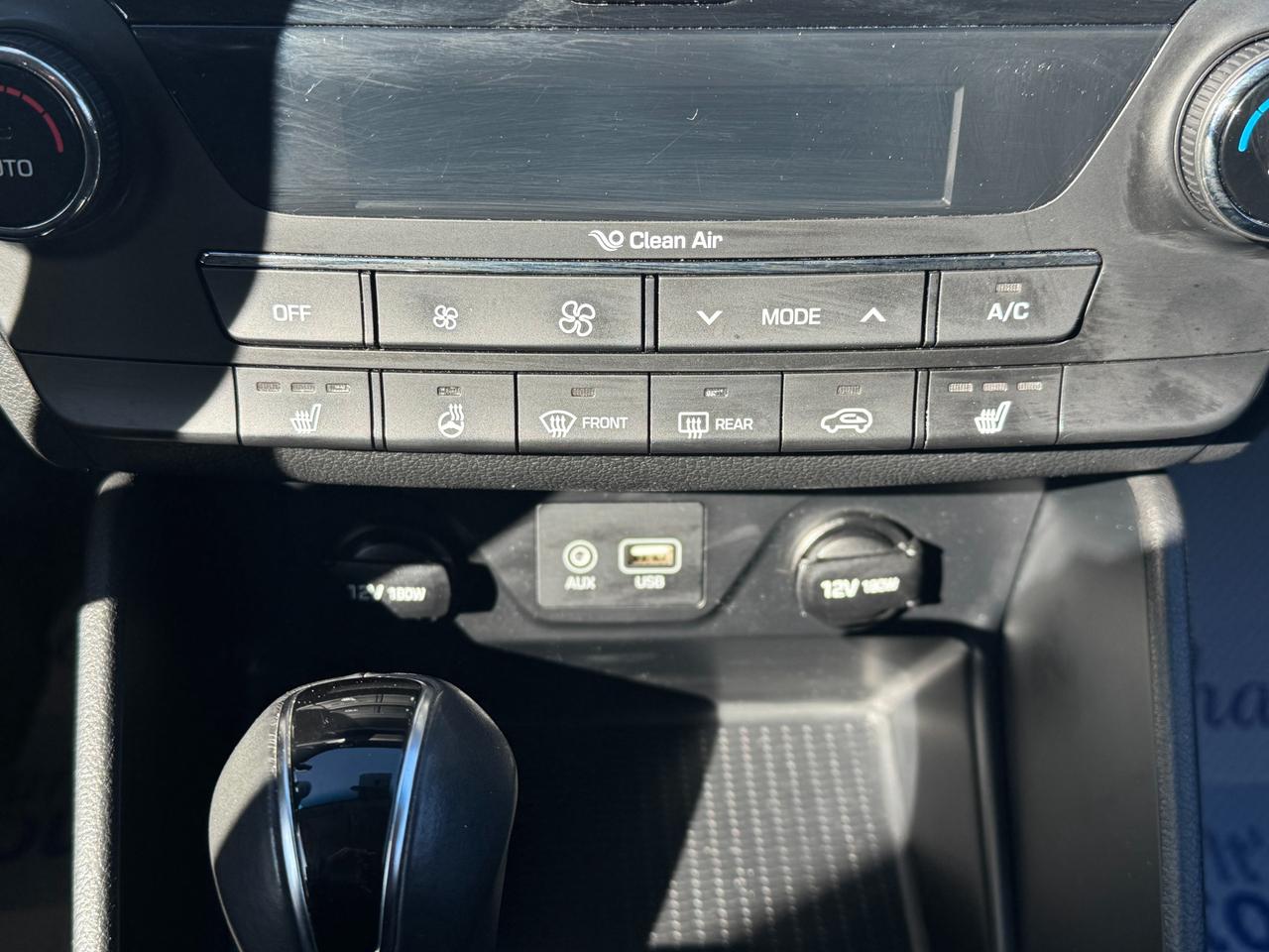 2018 Hyundai Tucson Premium 2.0L 4dr Front-Wheel Drive Photo