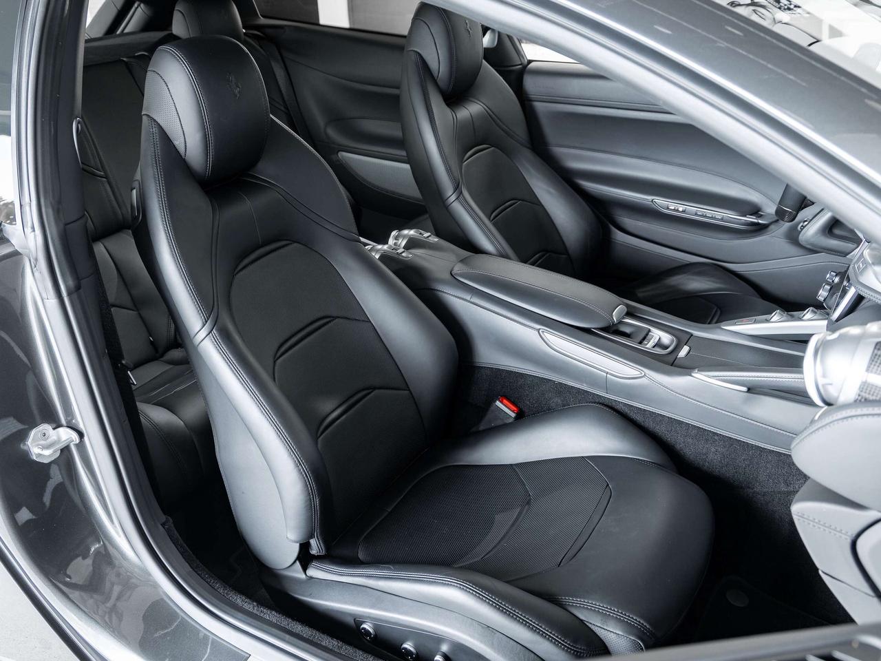2018 Ferrari GTC4Lusso  Photo