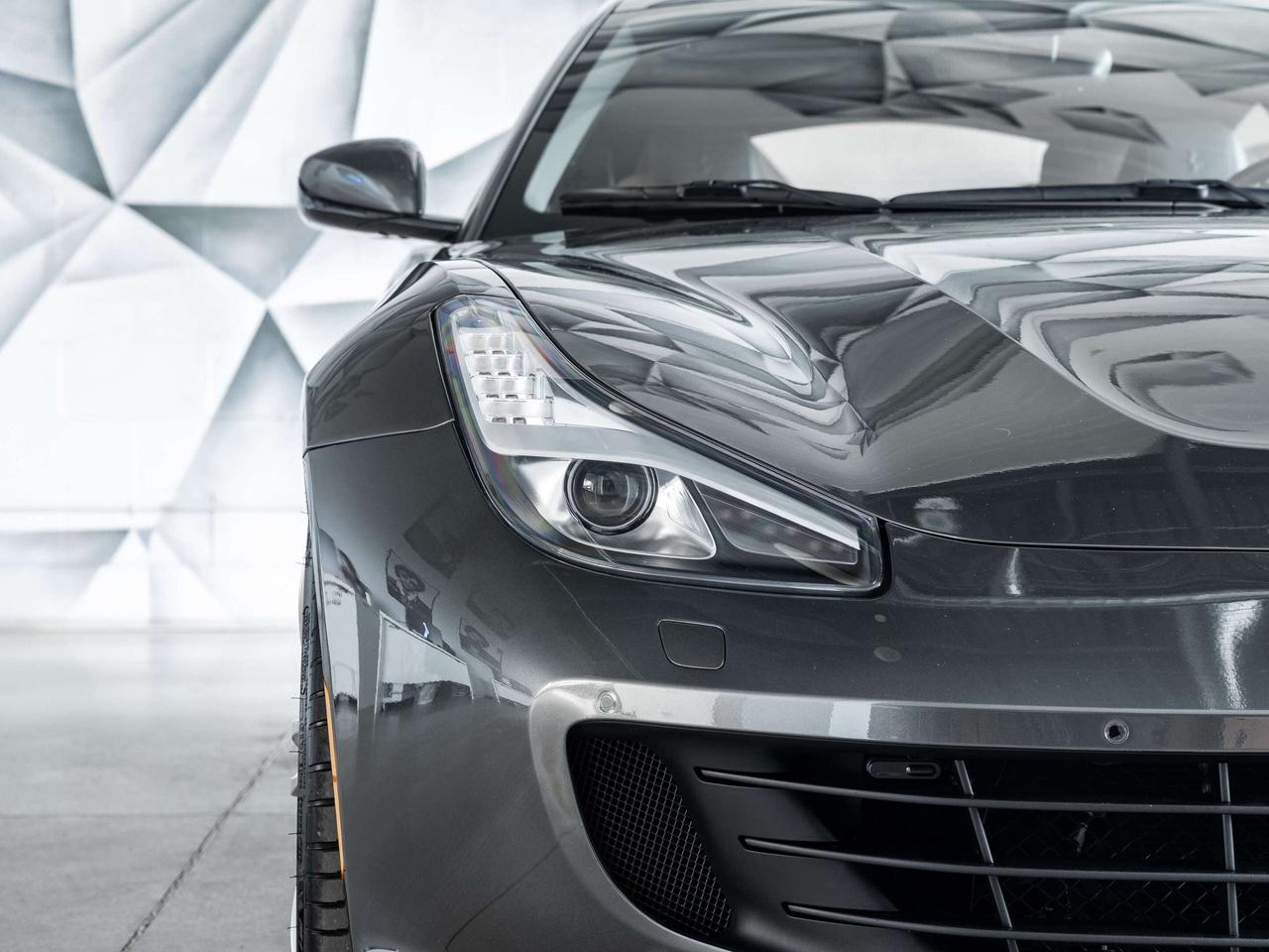 2018 Ferrari GTC4Lusso  Photo