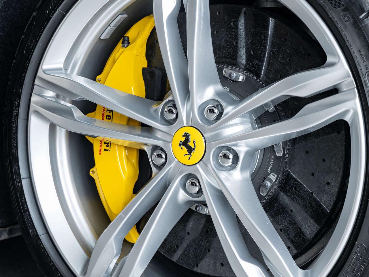 2018 Ferrari GTC4Lusso  Photo