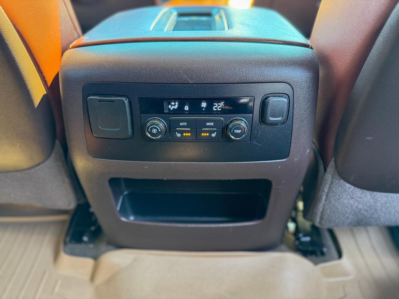 2016 Chevrolet Tahoe LTZ-4WD/BSM/7 PASS/ACC/REMOTE/ROOF/CAMERA/BOSE ... Photo