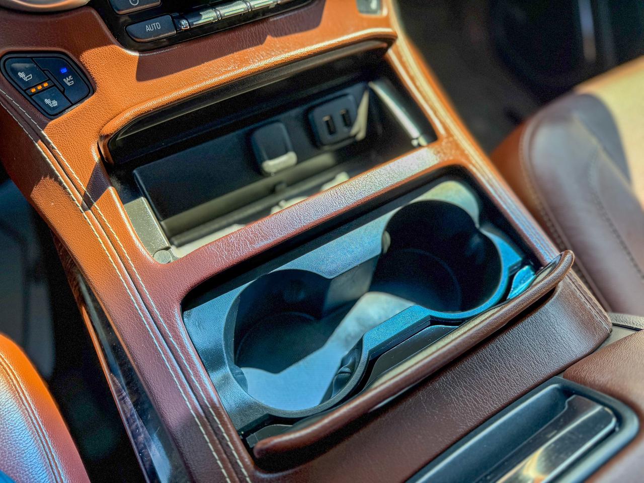 2016 Chevrolet Tahoe LTZ-4WD/BSM/7 PASS/ACC/REMOTE/ROOF/CAMERA/BOSE ... Photo