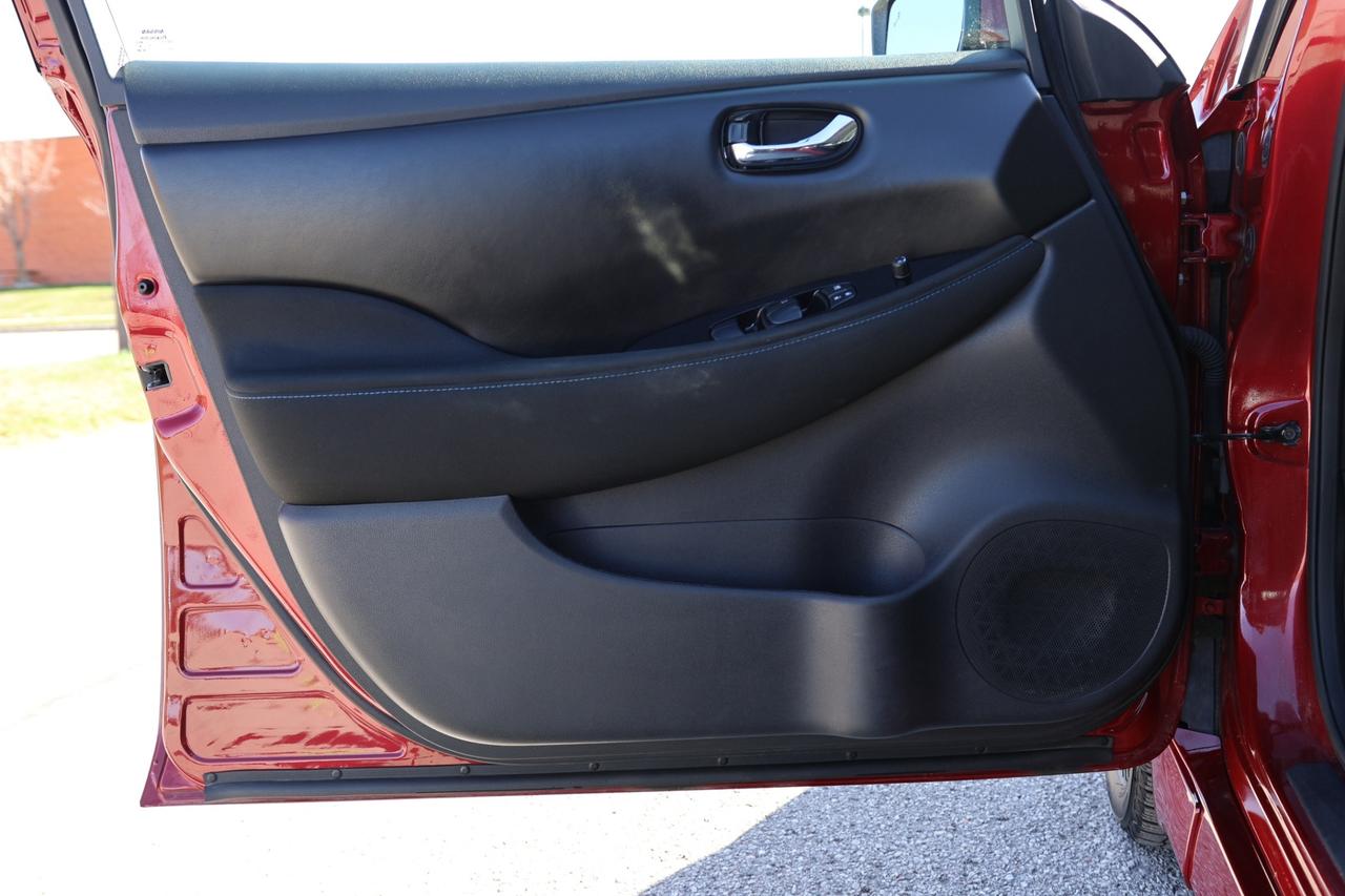 2023 Nissan Leaf SV PLUS/ADAPT CRUISE/NAV/360 CAM/BLIS/P SEAT/H SEA Photo
