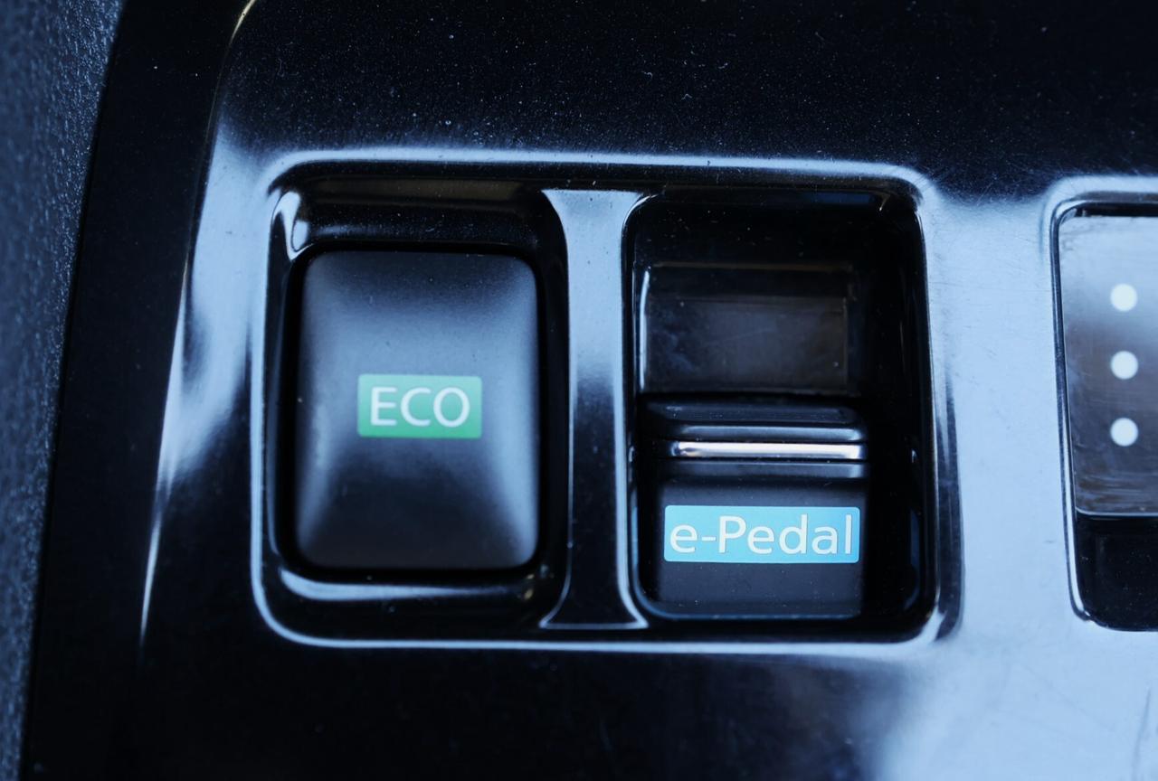 2023 Nissan Leaf SV PLUS/ADAPT CRUISE/NAV/360 CAM/BLIS/P SEAT/H SEA Photo
