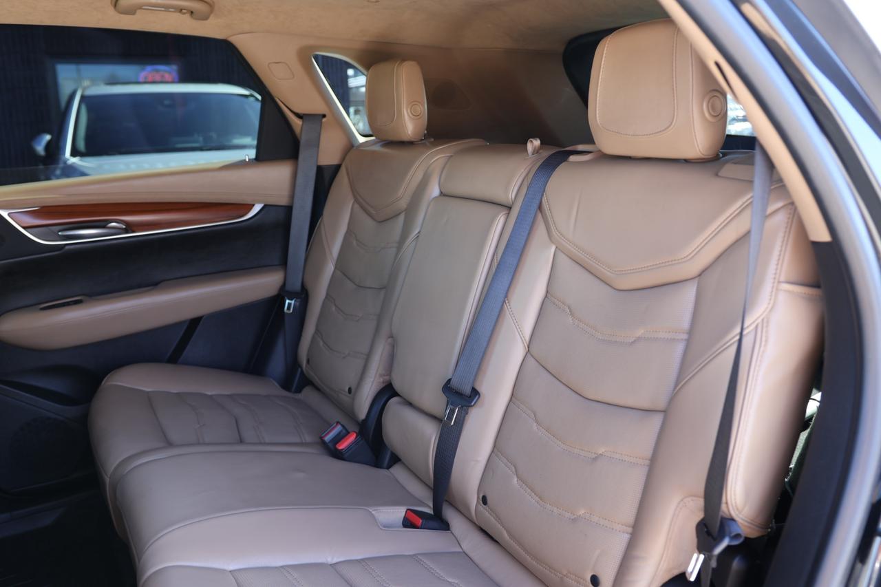 2017 Cadillac XT5 PLATINUM-AWD/NAV/ADAPT CRUISE/360 CAM/BLIS/H&C SEA Photo