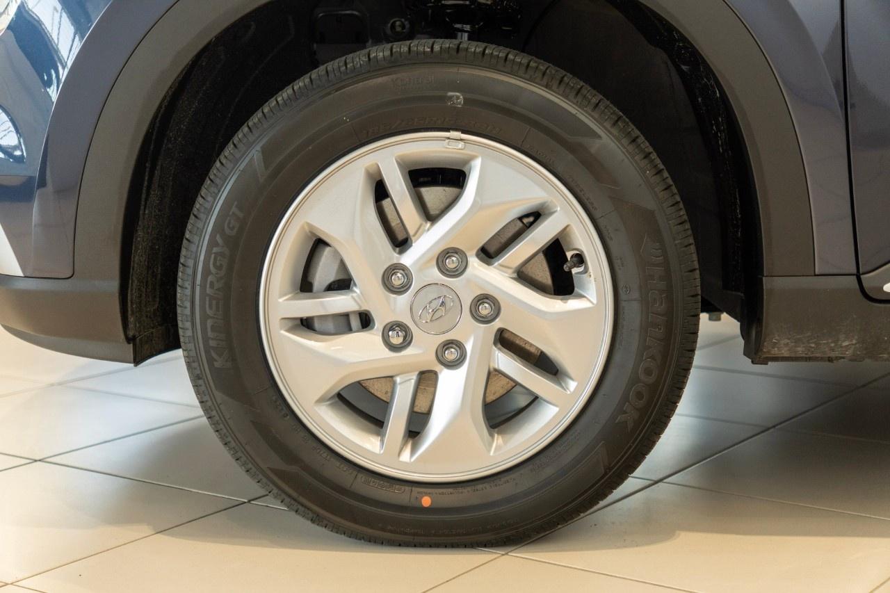 2026 Hyundai Venue Preferred IVT w/Two-Tone Photo
