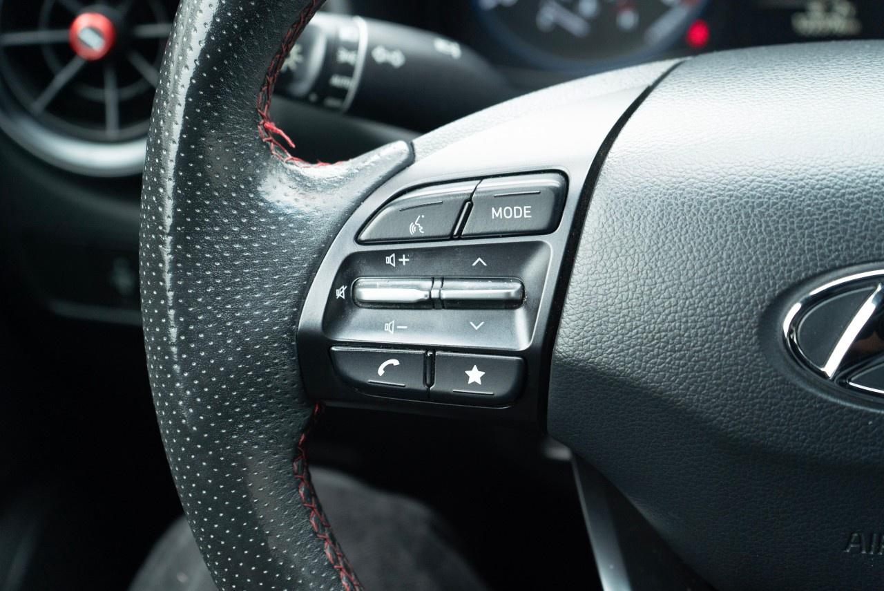 2022 Hyundai KONA 1.6T N Line AWD w/Two-Tone Roof Photo