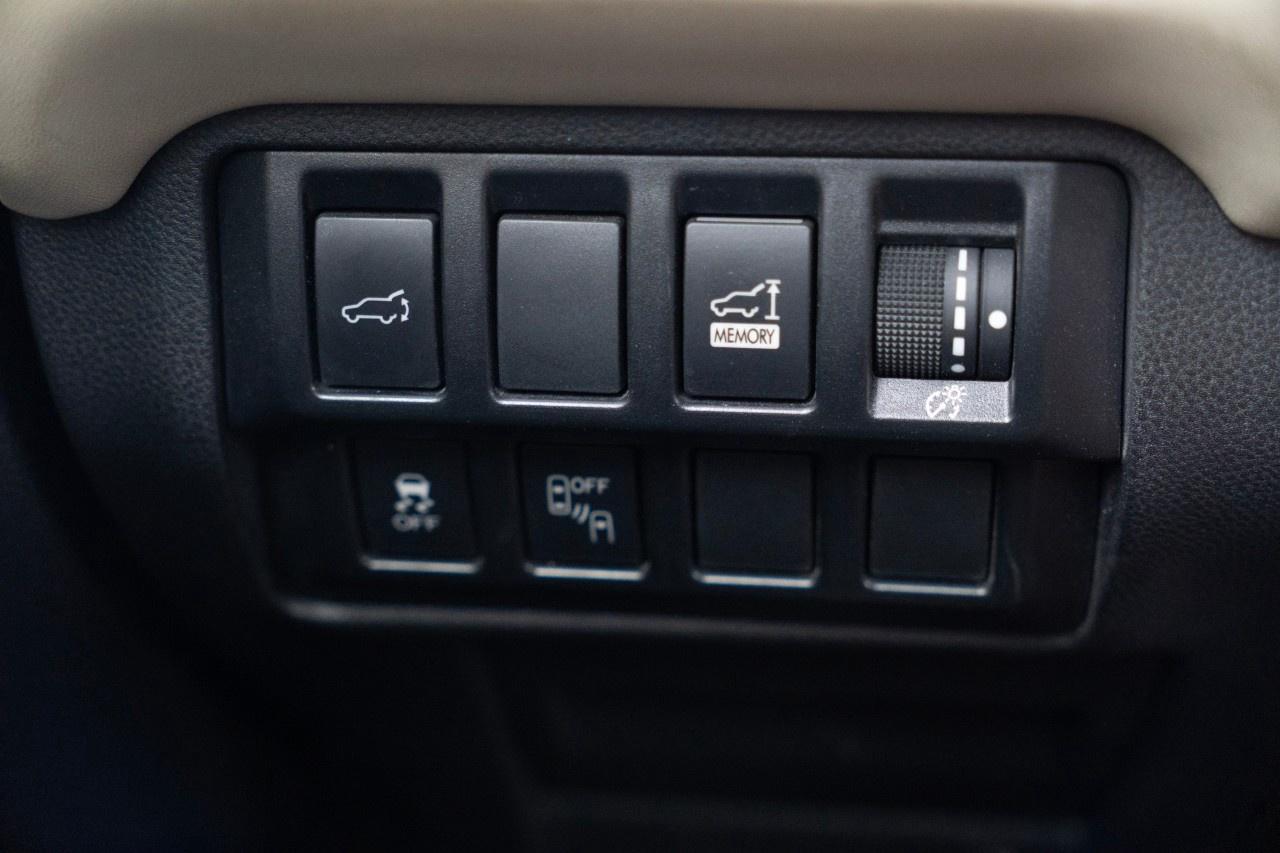 2019 Subaru ASCENT Limited 8-Passenger Photo