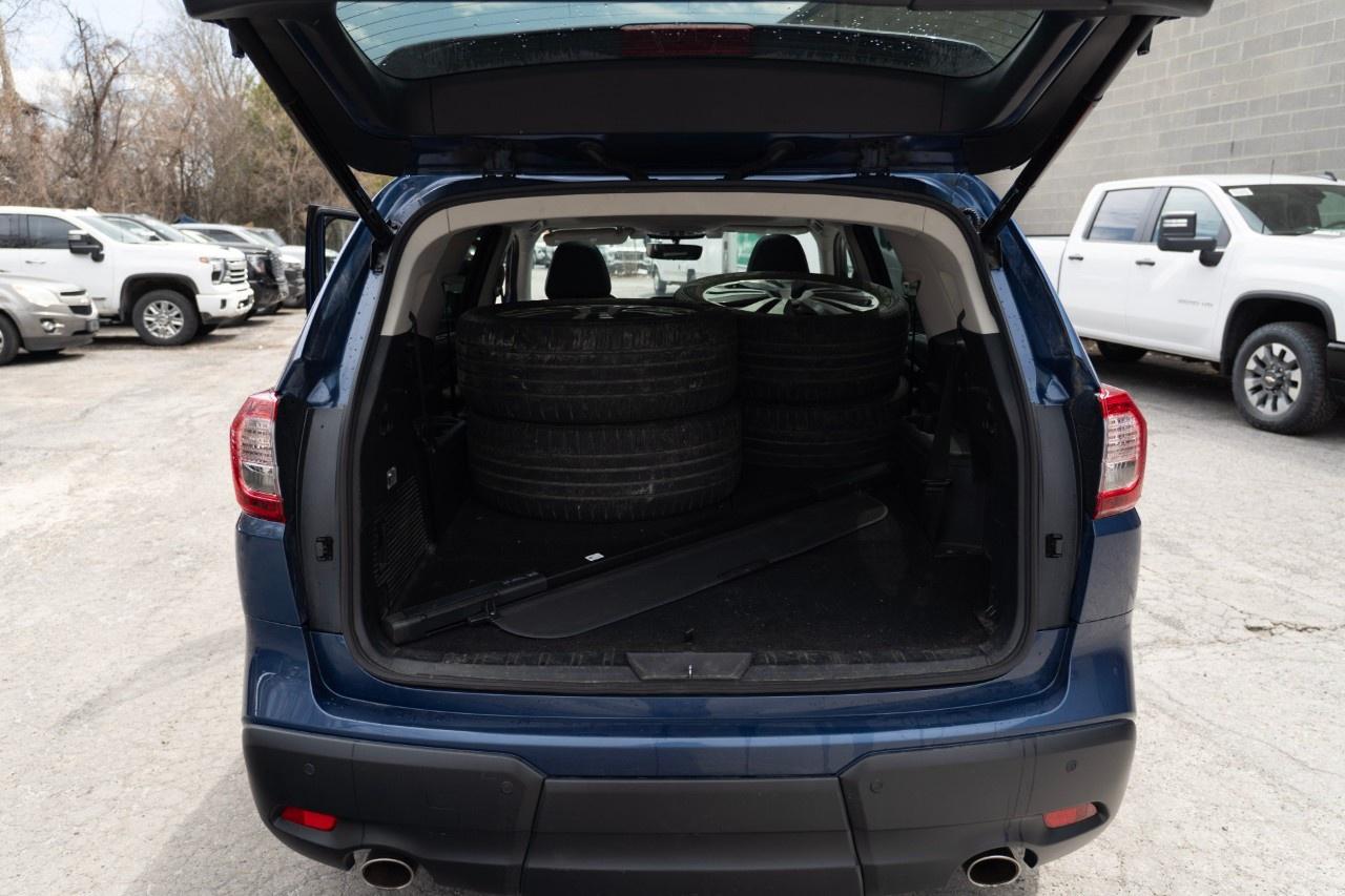 2019 Subaru ASCENT Limited 8-Passenger Photo