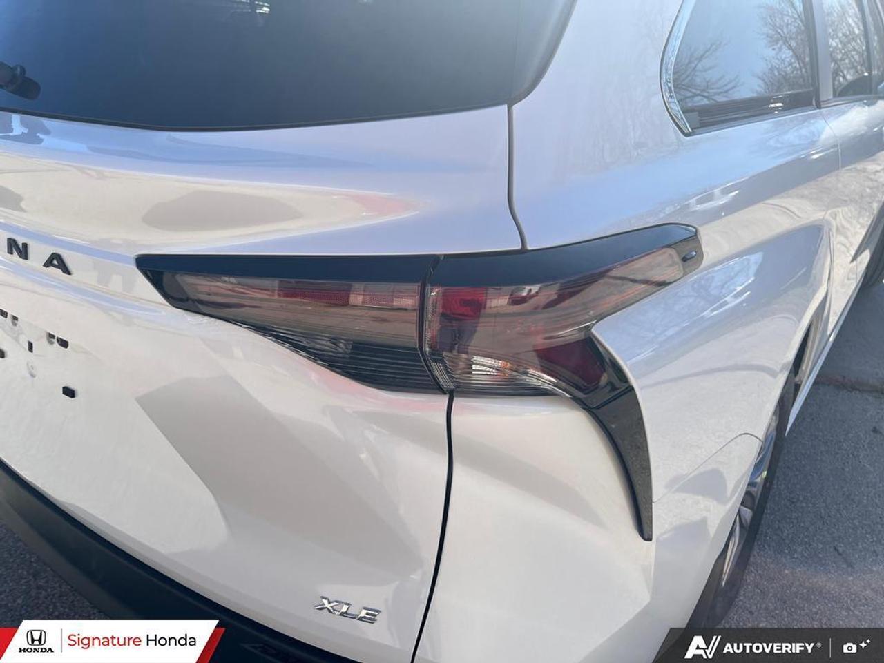 2026 Toyota Sienna XLE Photo