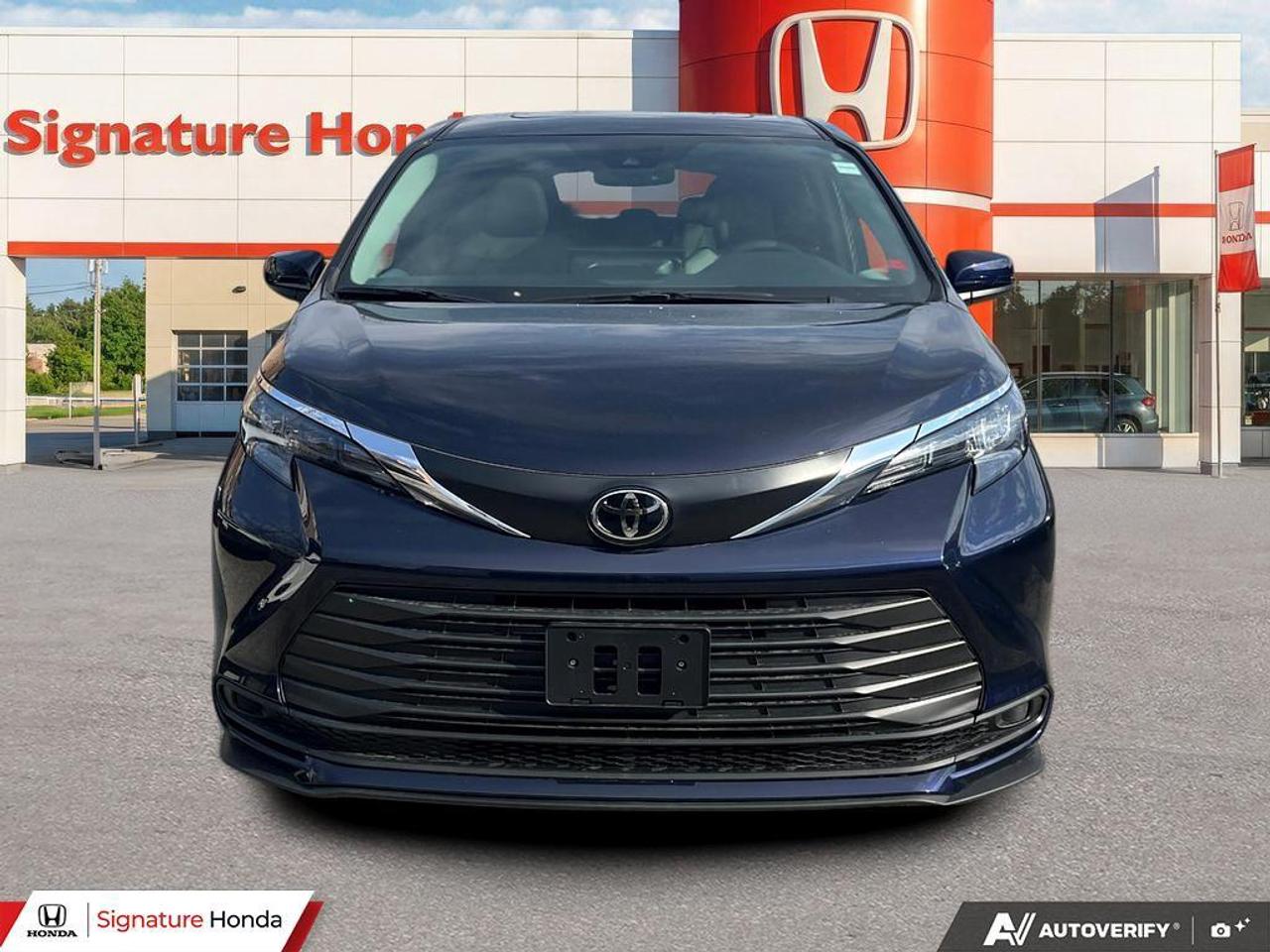 2026 Toyota Sienna XLE Photo