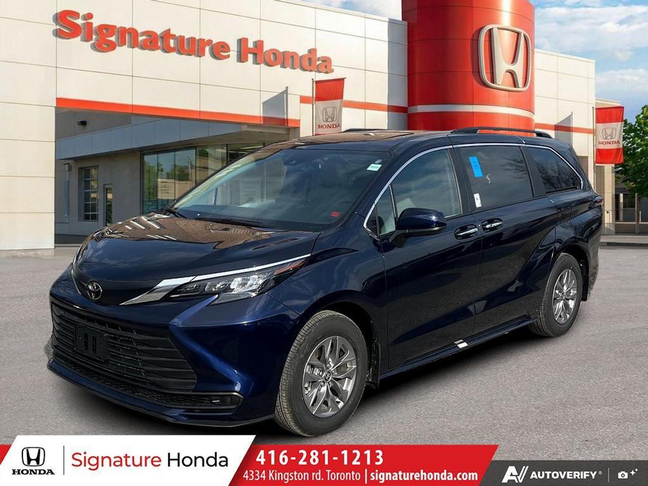 2026 Toyota Sienna XLE Photo0