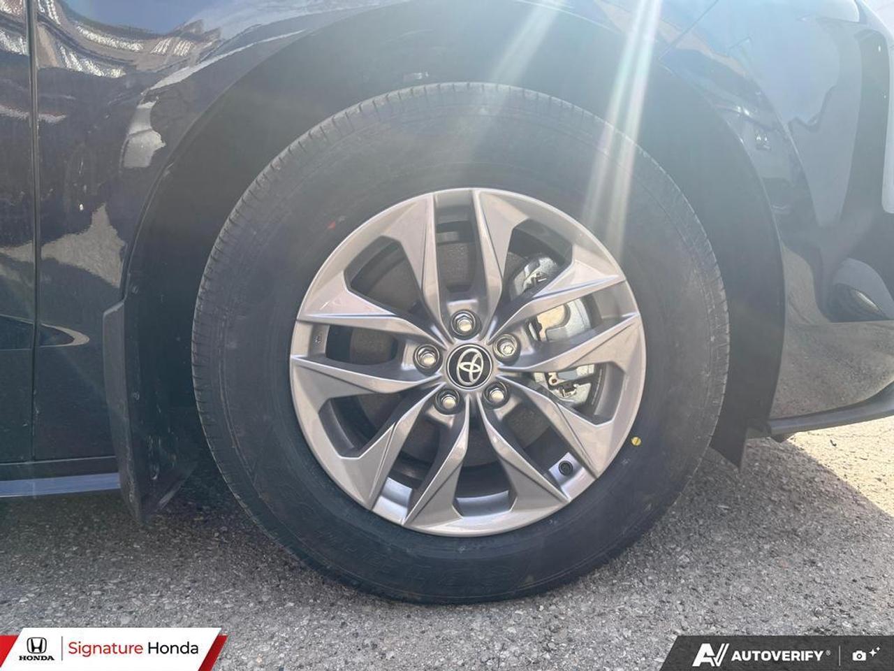 2026 Toyota Sienna XLE Photo