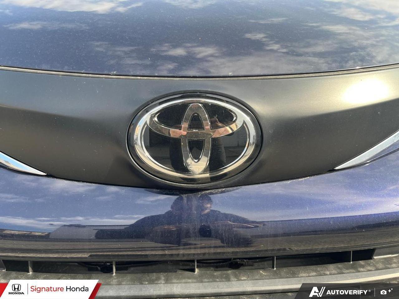 2026 Toyota Sienna XLE Photo