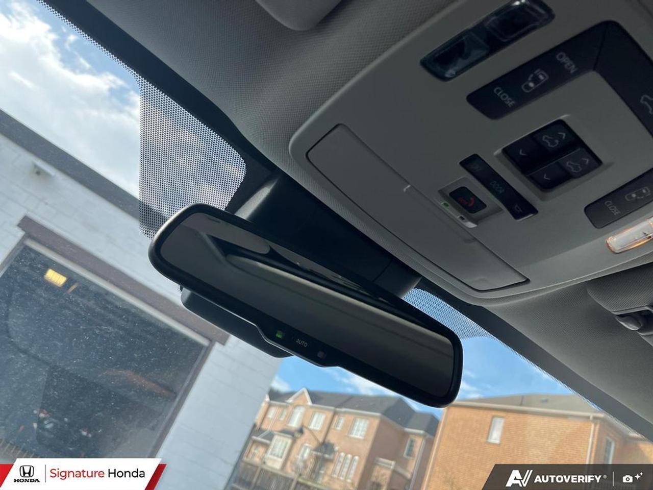 2026 Toyota Sienna XLE Photo