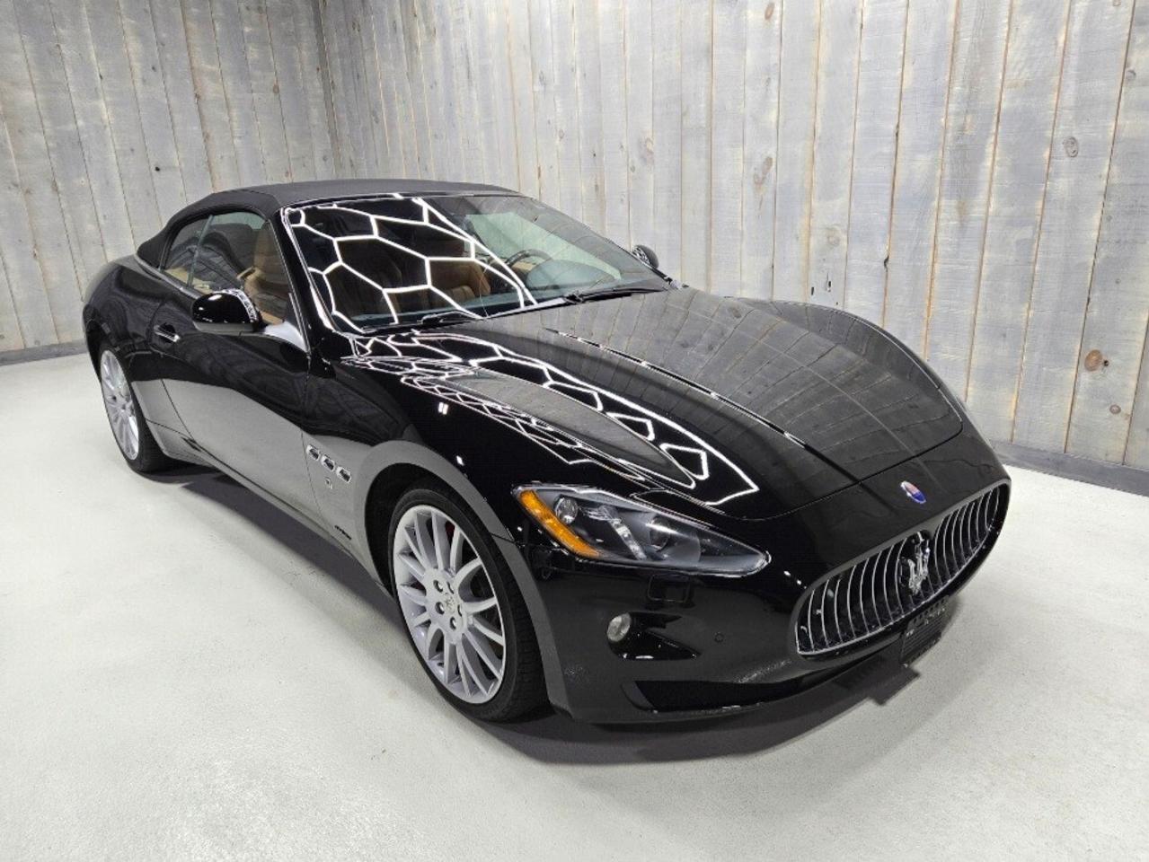 2013 Maserati GranTurismo 2dr Conv GranTurismo Photo