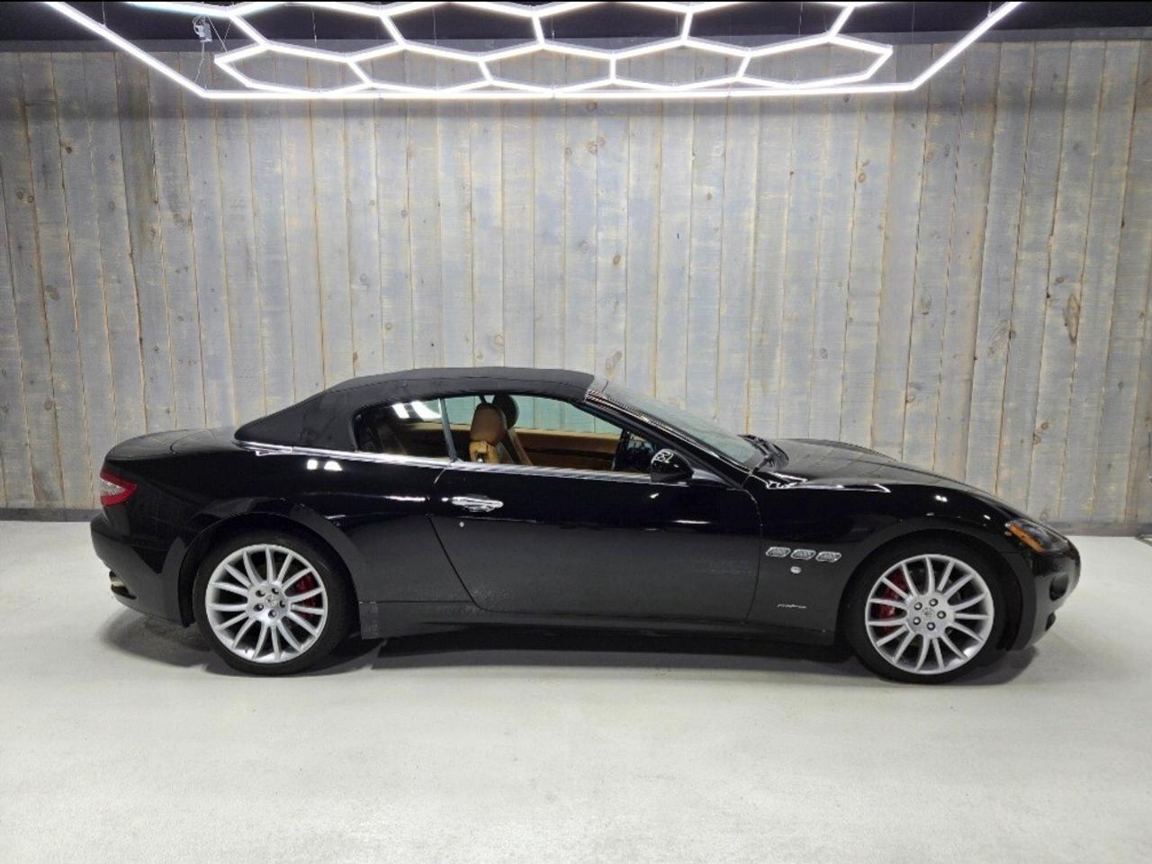2013 Maserati GranTurismo 2dr Conv GranTurismo Photo