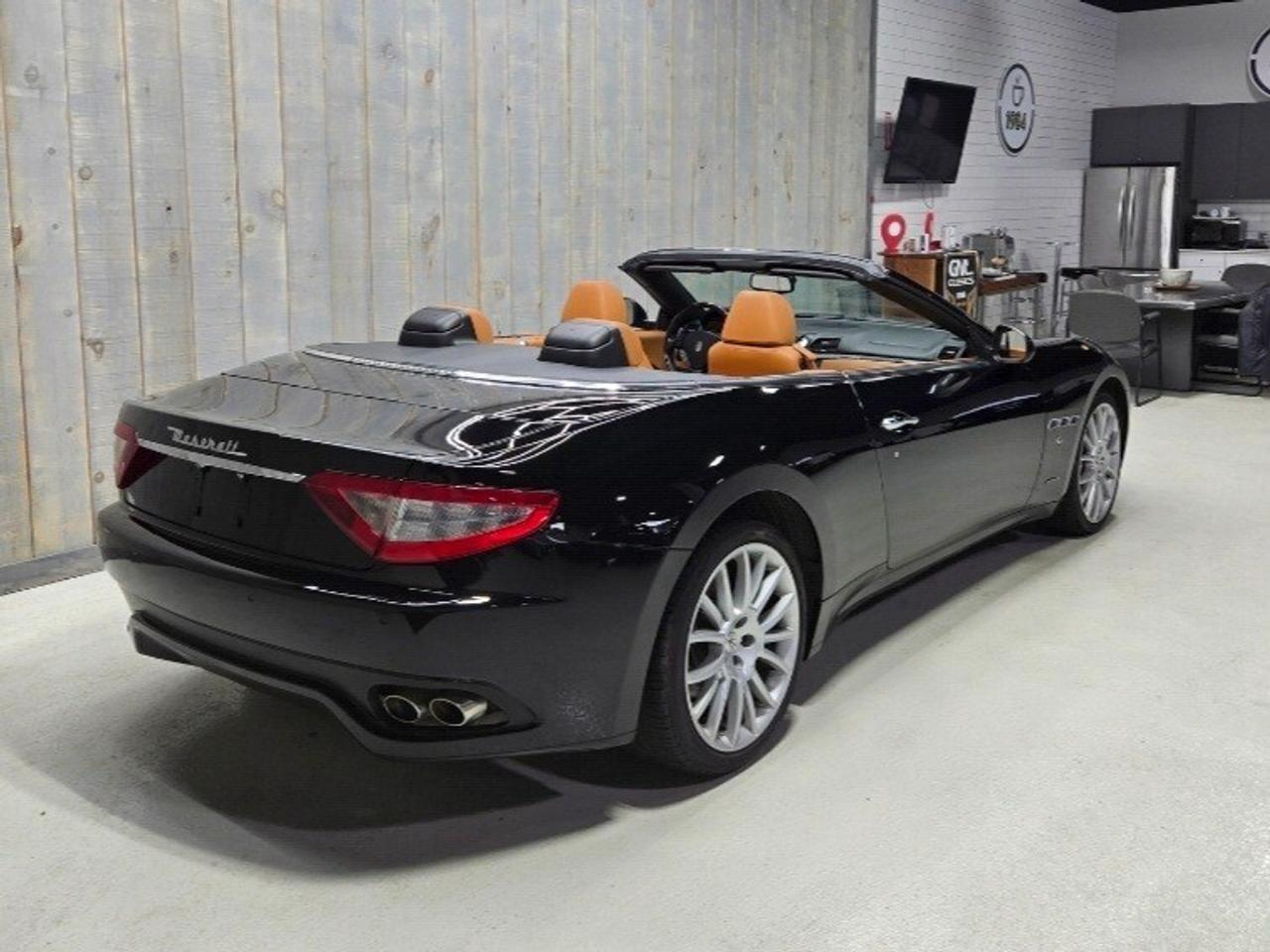 2013 Maserati GranTurismo 2dr Conv GranTurismo Photo