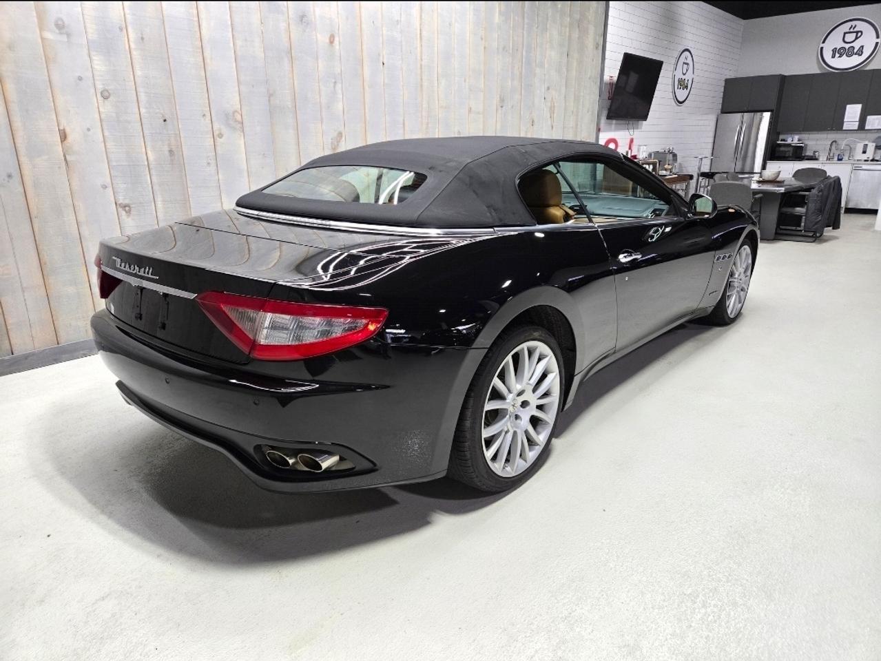 2013 Maserati GranTurismo 2dr Conv GranTurismo Photo