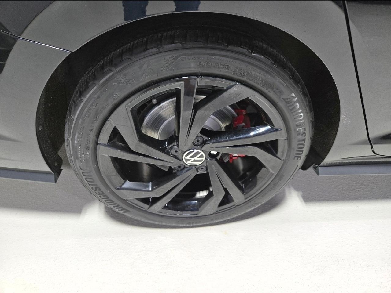 2023 Volkswagen Jetta GLI 6SPD MANUAL AUTOBAHN Photo