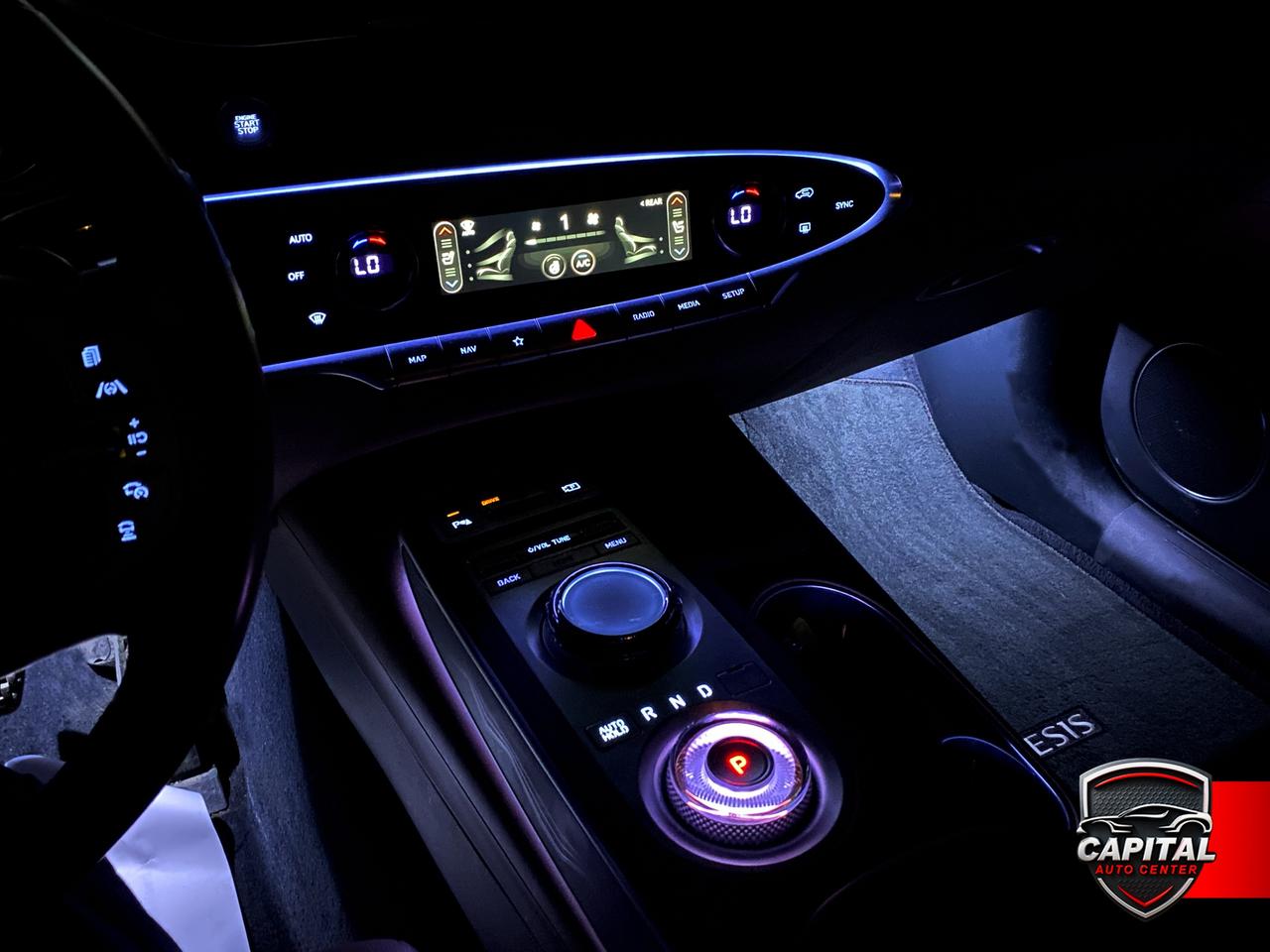 2022 Genesis GV70 2.5T Advanced AWD Photo